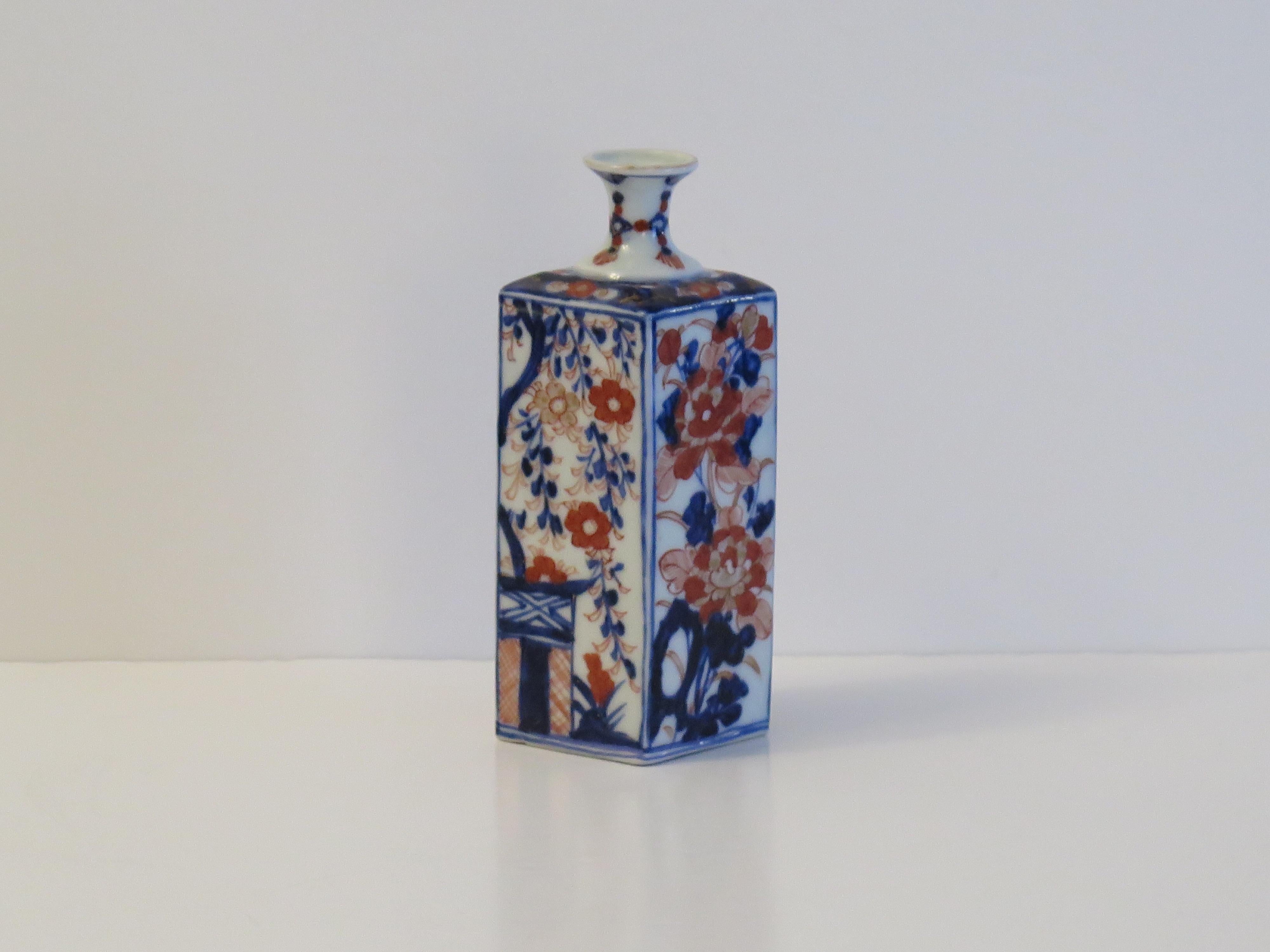 This is a beautiful Chinese Export porcelain Bottle Vase with good Imari hand painted decoration, which we date to the first half of the 18th century, circa 1740 or possibly earlier. 

This piece was probably made for the Japanese market

The vase