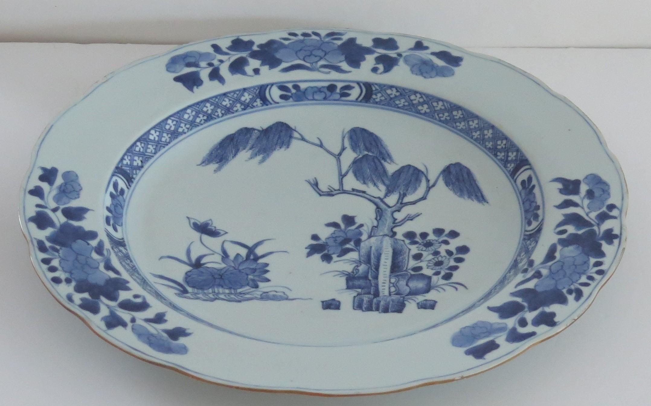 Qing Qianlong Chinese Charger or Large Plate Blue & White, circa 1770 3