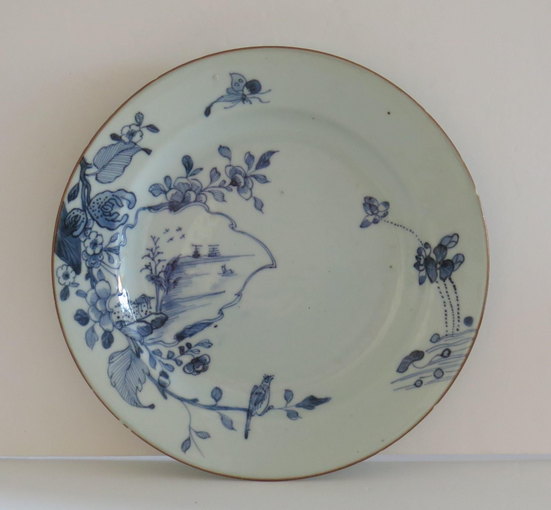 18thC Chinese Porcelain Plate Blue and White Bird & Butterfly, Qing, circa 1770 In Good Condition In Lincoln, Lincolnshire