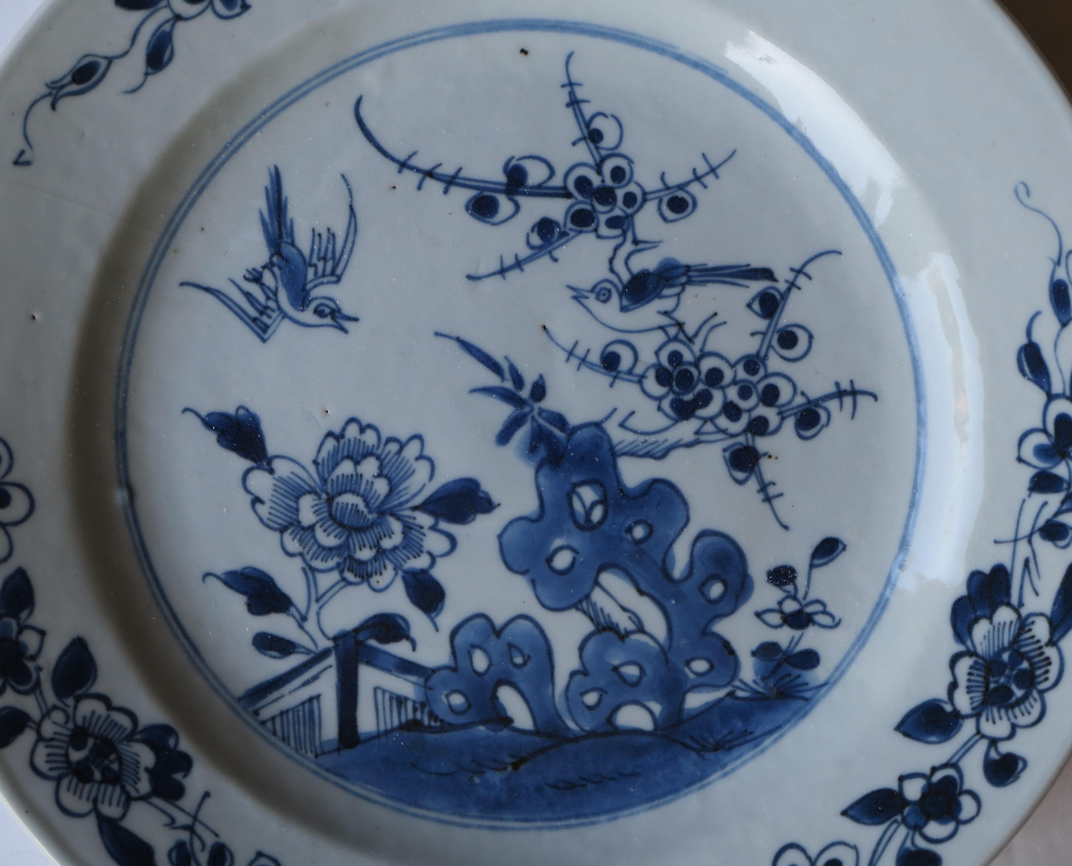Chinese Export Plate Blue and White porcelain Birds in a garden, Qing circa 1770 2