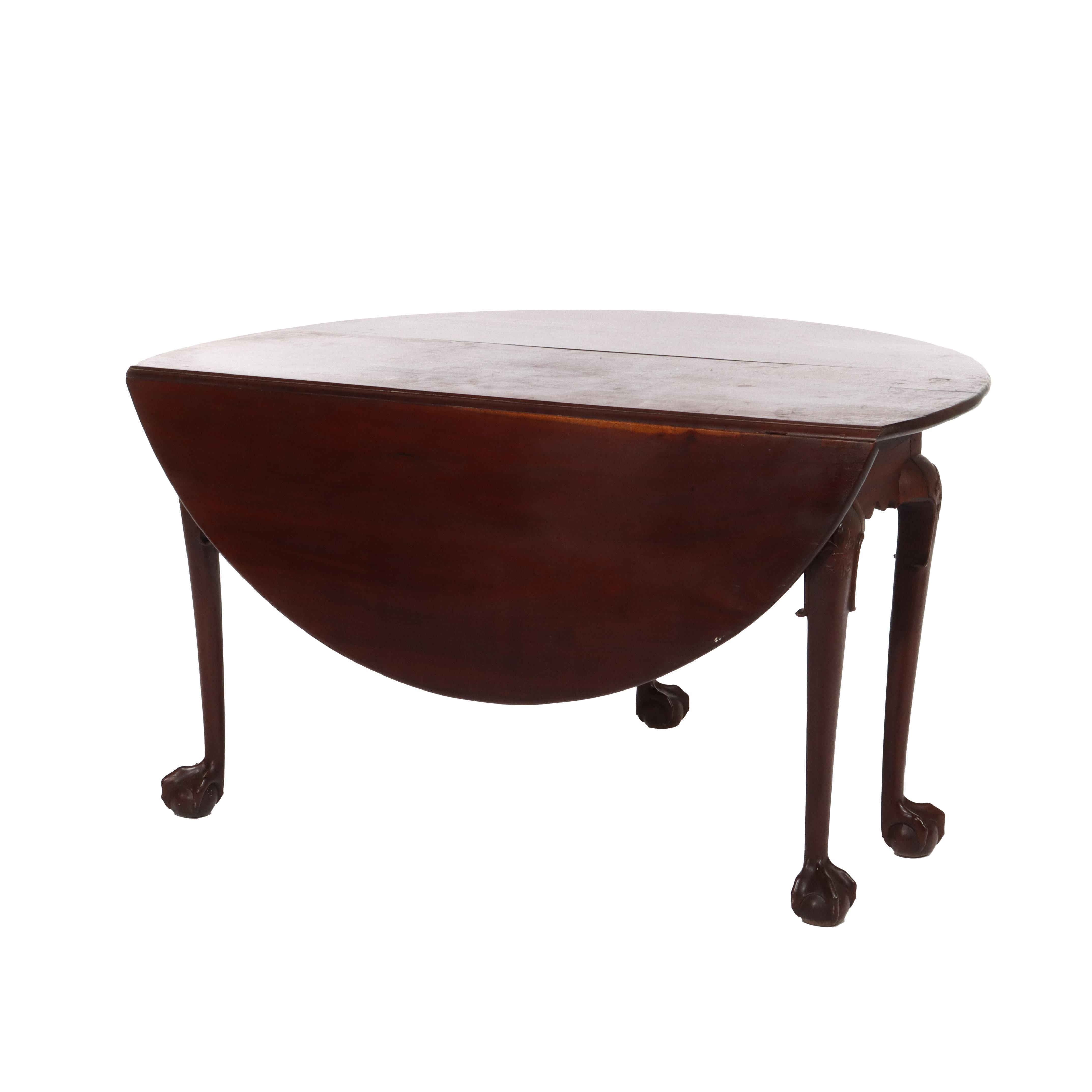 18thC Chippendale Mahogany Drop Leaf Claw & Ball Foot Gate Leg Table For Sale 2