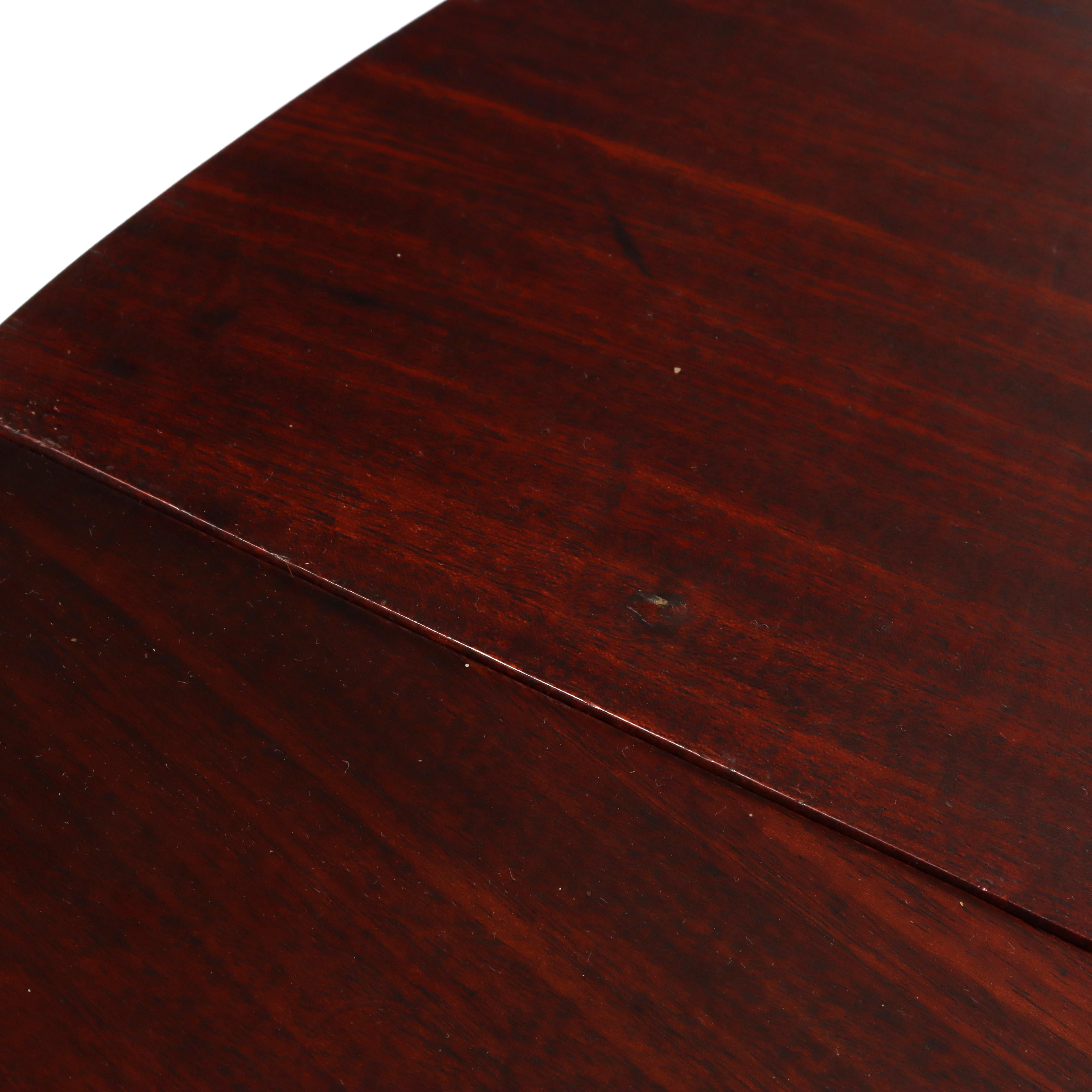 18thC Chippendale Mahogany Drop Leaf Shoe Foot & Gate Leg Table For Sale 10