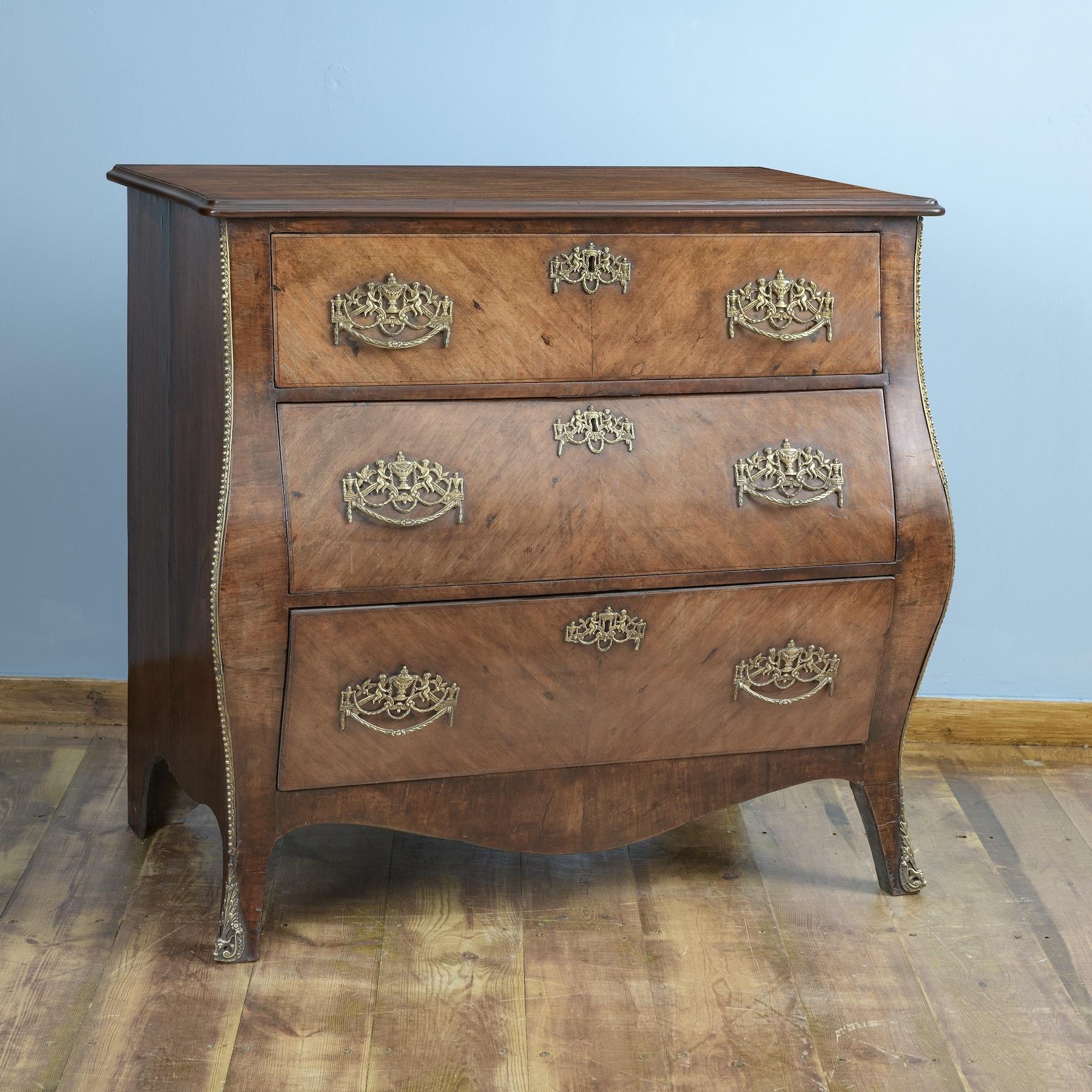 Cómoda holandesa de caoba del siglo XVIII Colonial holandés en venta