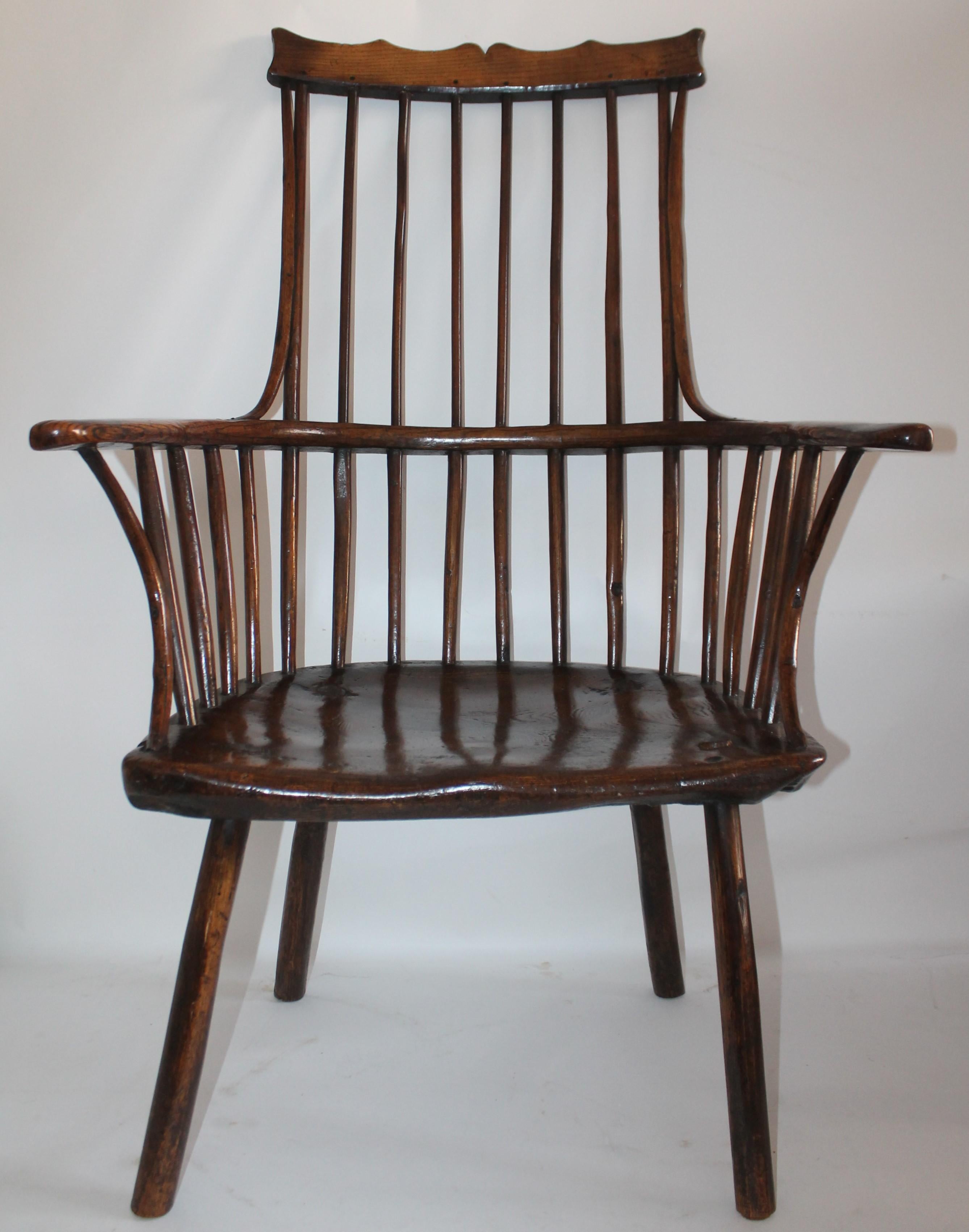 Adirondack 18th Century English Extended Arm High Back Windsor Chair
