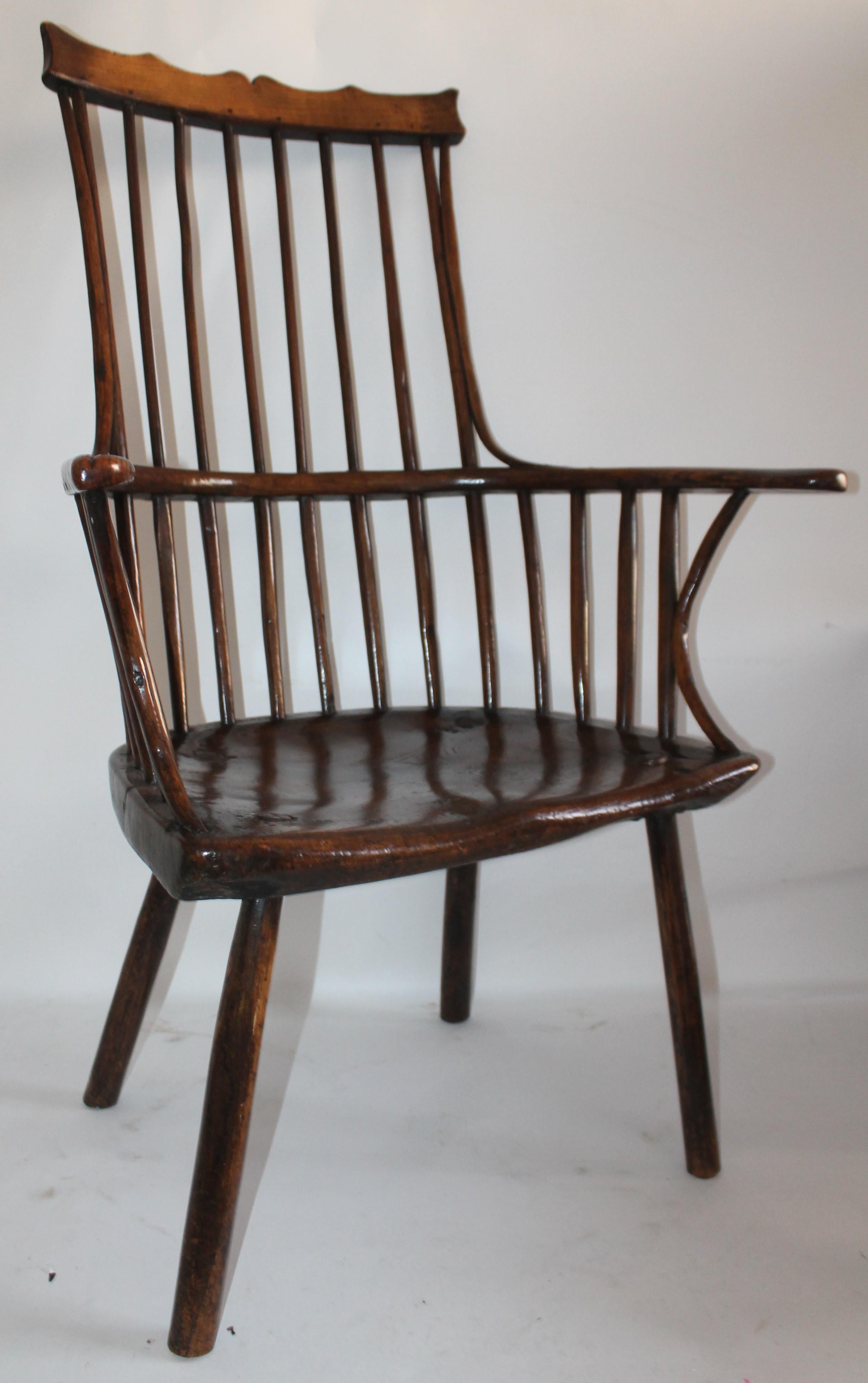 American 18th Century English Extended Arm High Back Windsor Chair