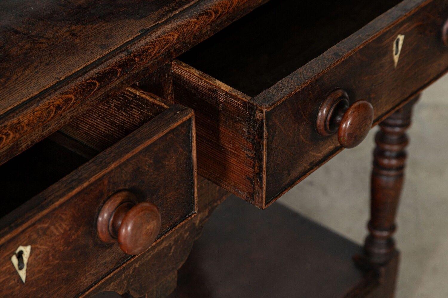 XVIIIe siècle Anglais George II Oak Potboard Dresser en vente 7