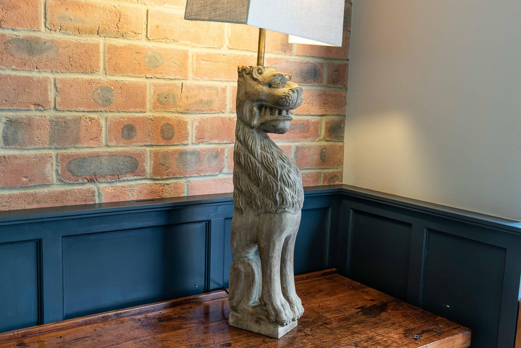18th Century English Large Carved Oak Lion Table Lamp For Sale 6