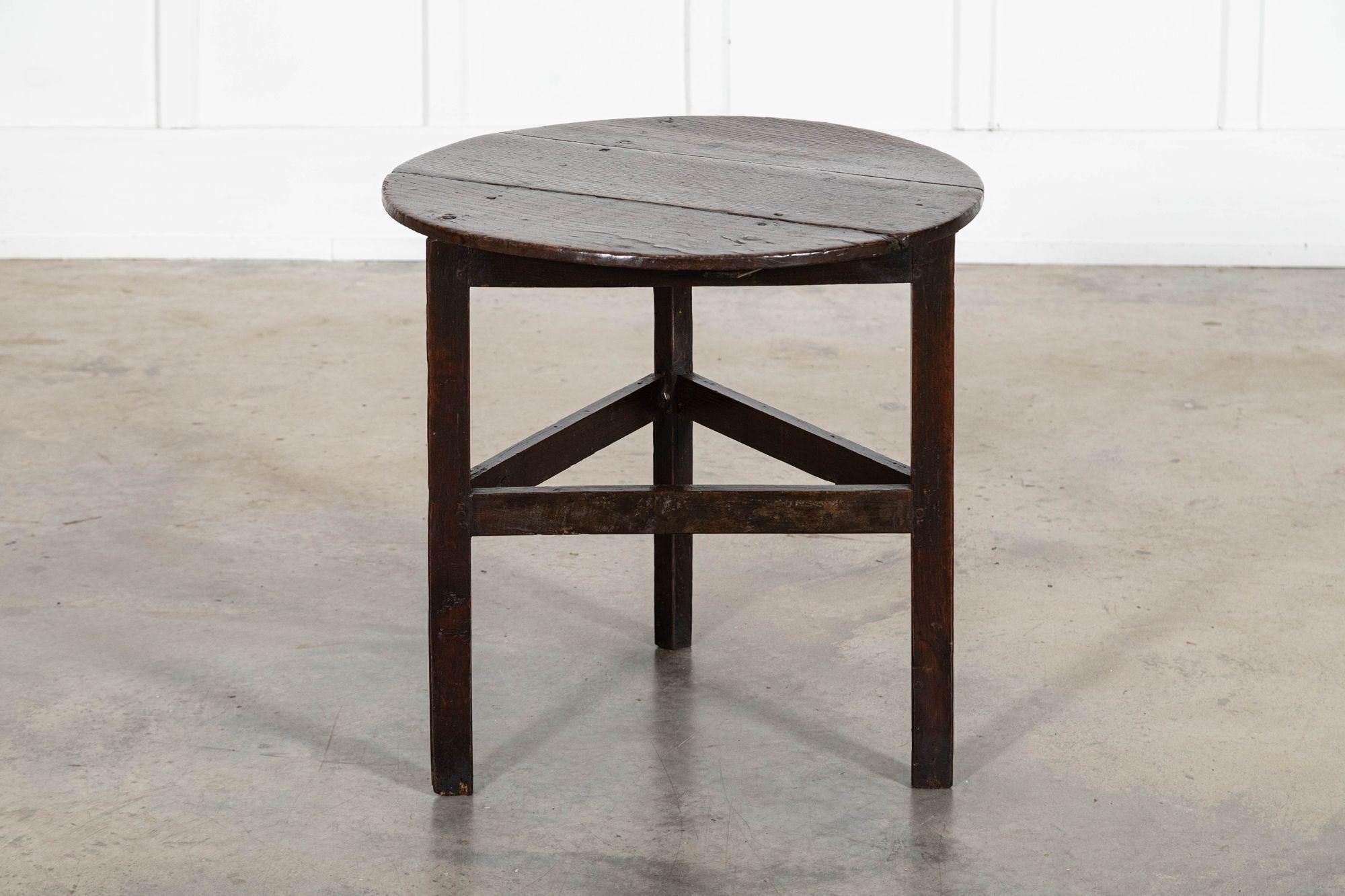 18thC English Oak Cricket Table For Sale 4
