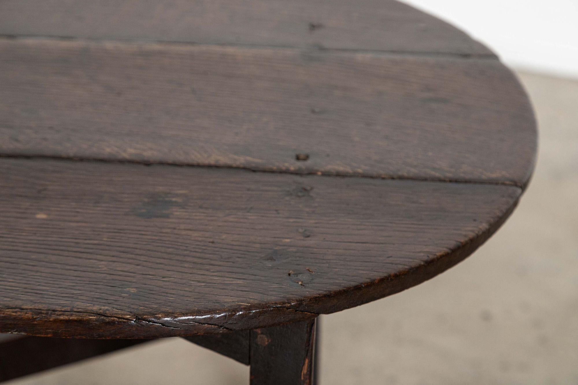 18thC English Oak Cricket Table For Sale 5