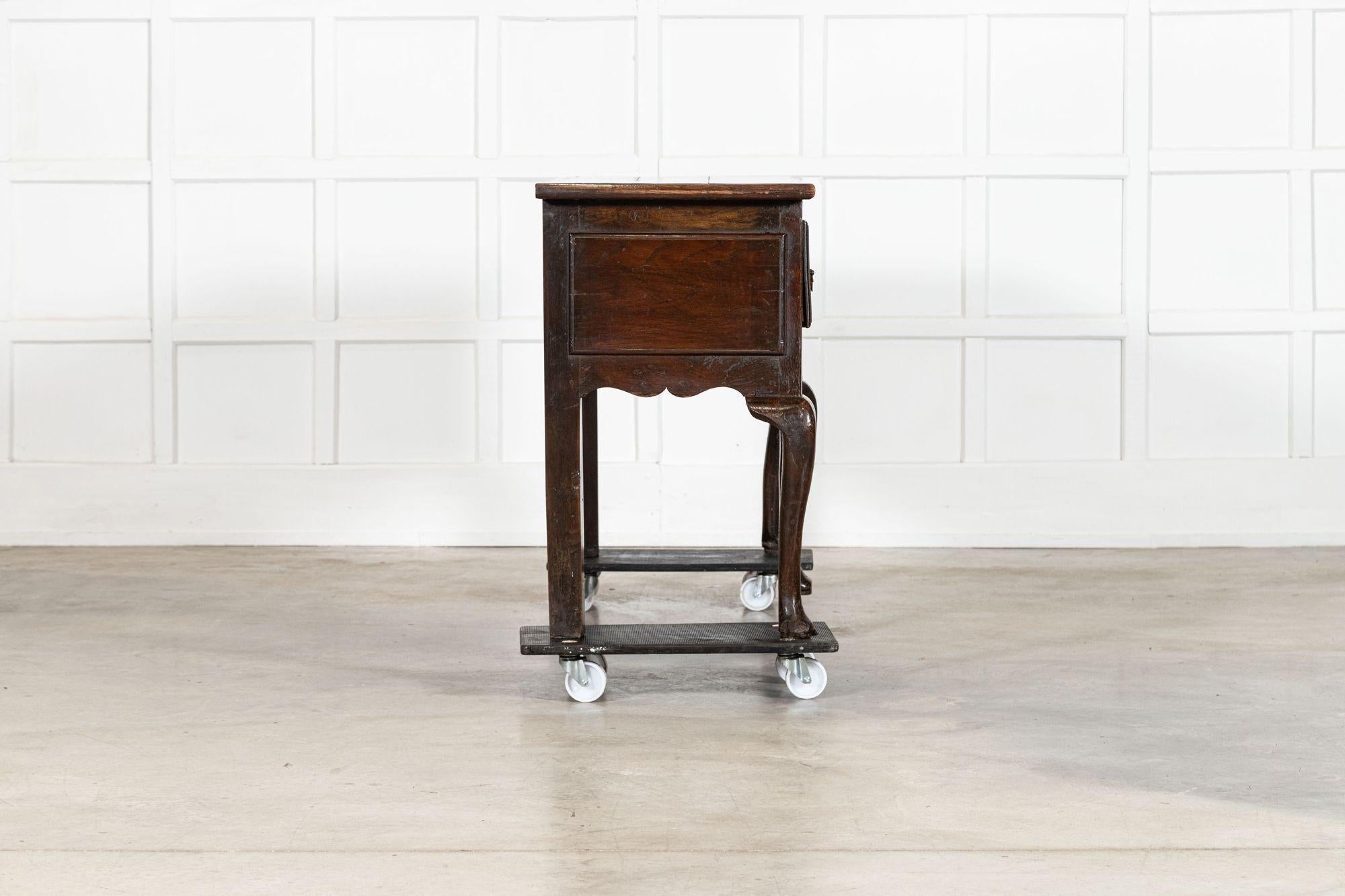 Base per comò in Oak del XVIII secolo in vendita 2