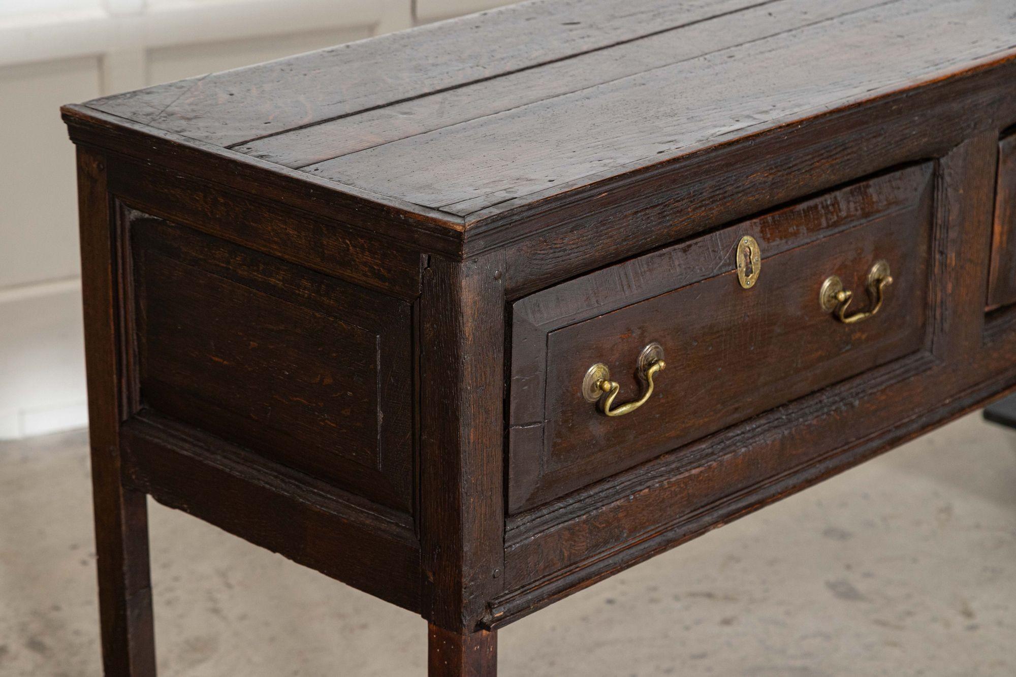 18thC English Oak Vernacular Dresser Base in vendita 6