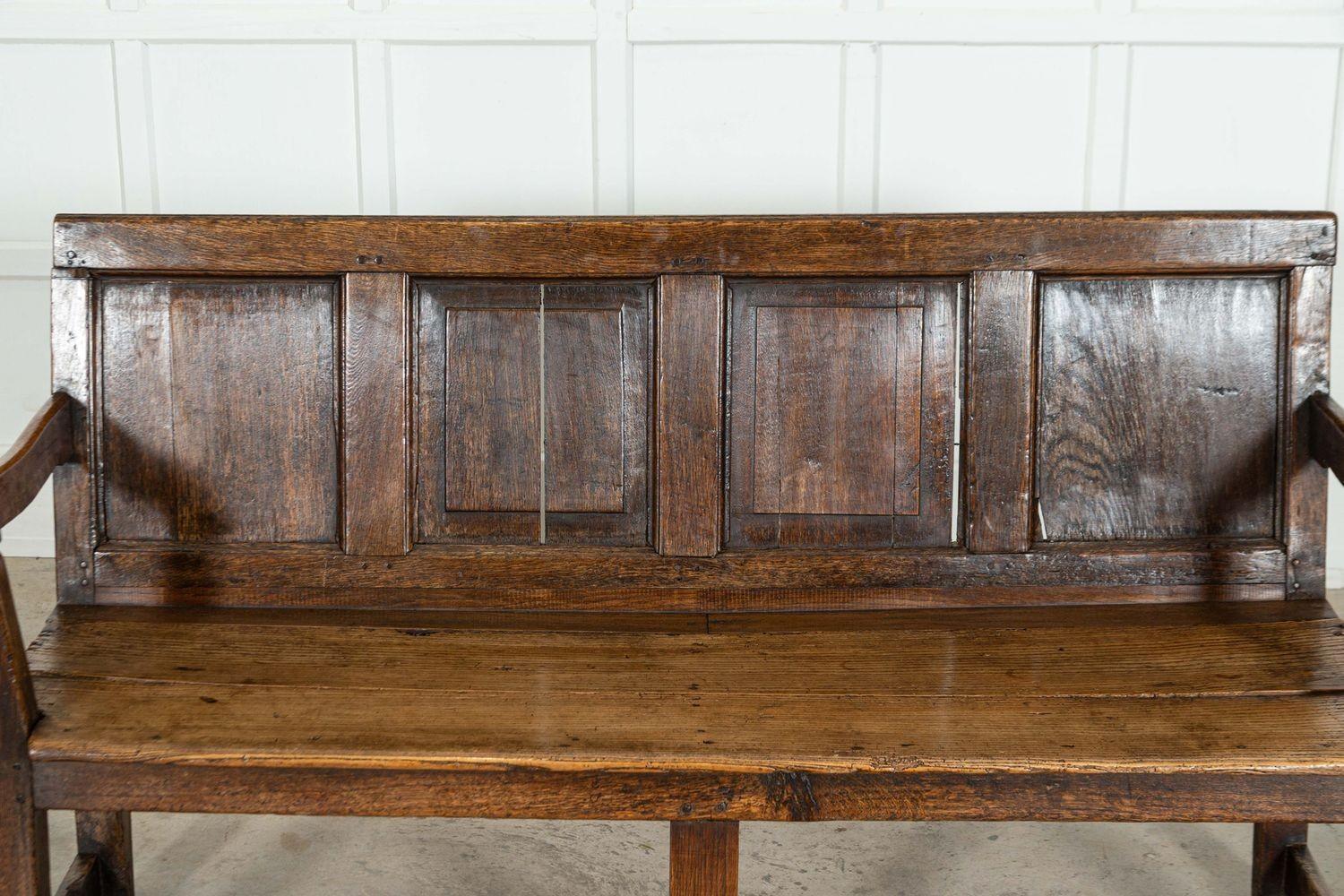 Settecento inglese Oak Vernacolare Settle in vendita 3