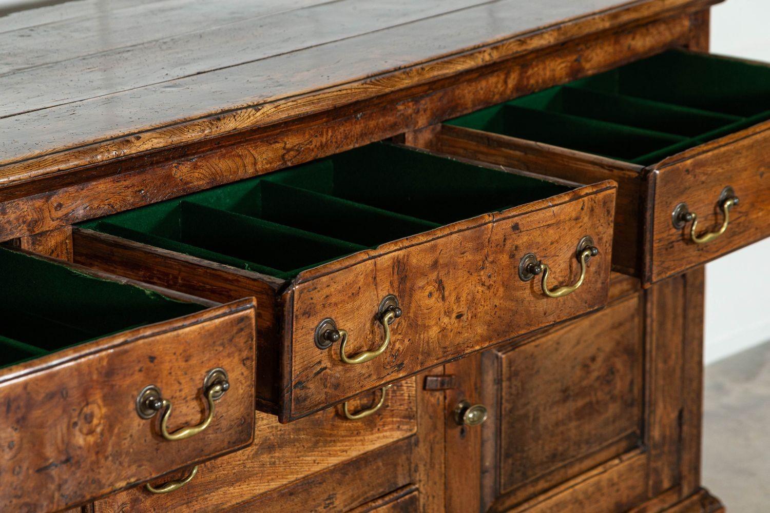 18thC English Vernacular Elm Dresser For Sale 10