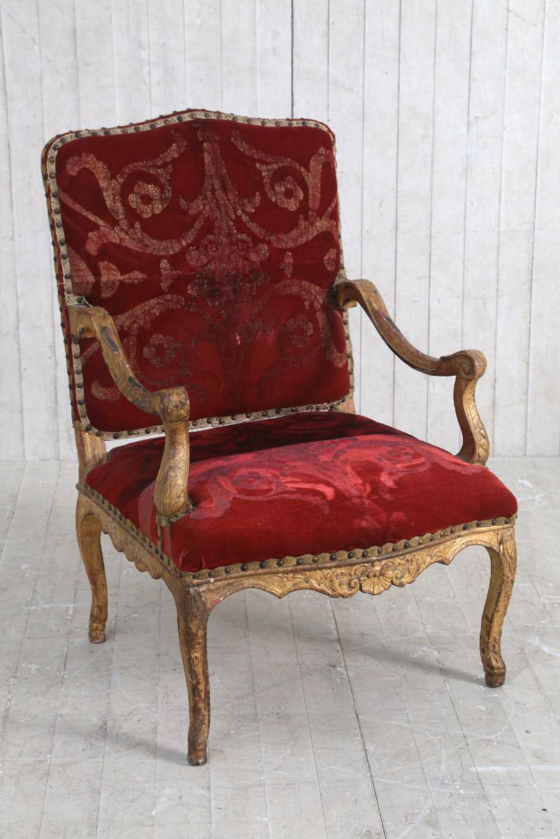 Wood 18th Century French Carved Gilded Regence Chair with Original Tapestry Fabric For Sale