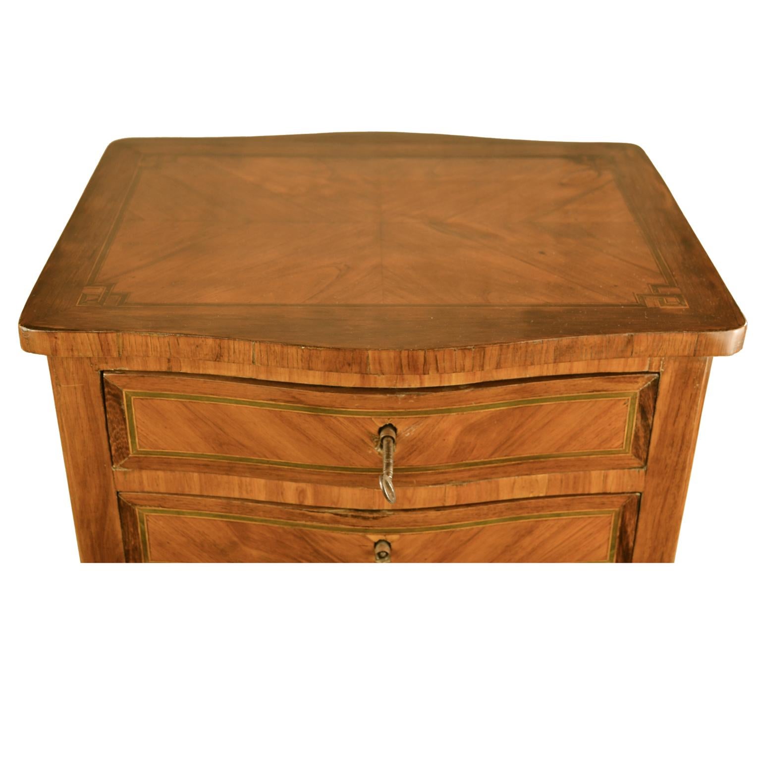 18th Century French Louis XV Occasional Chest/Table with Three Drawers For Sale 2