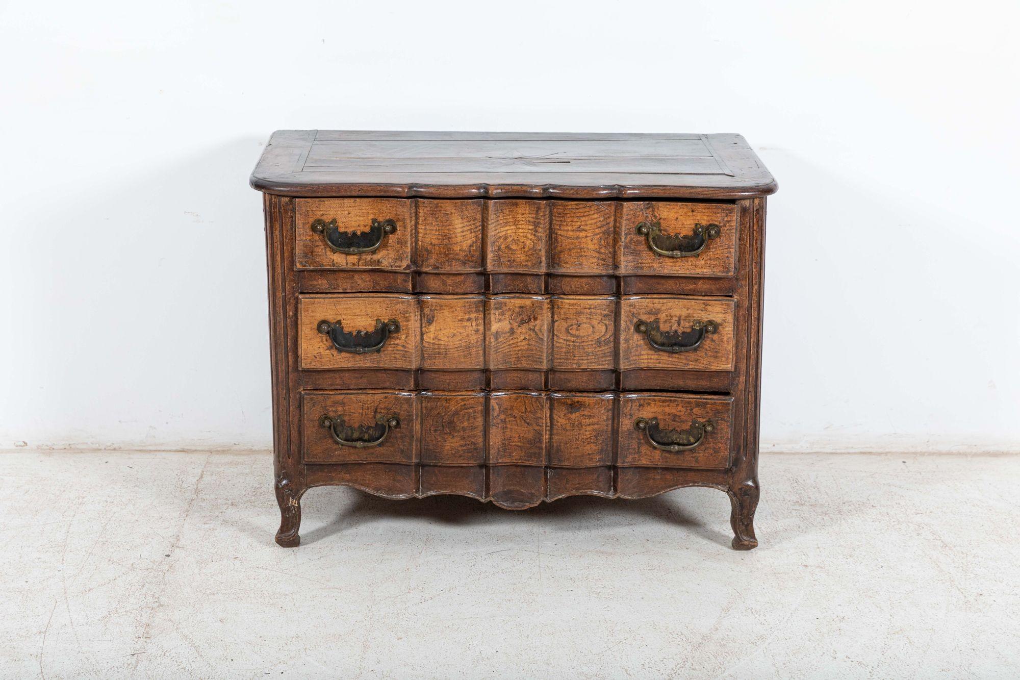 18thC French Provincial Serpentine Walnut Commode For Sale 13