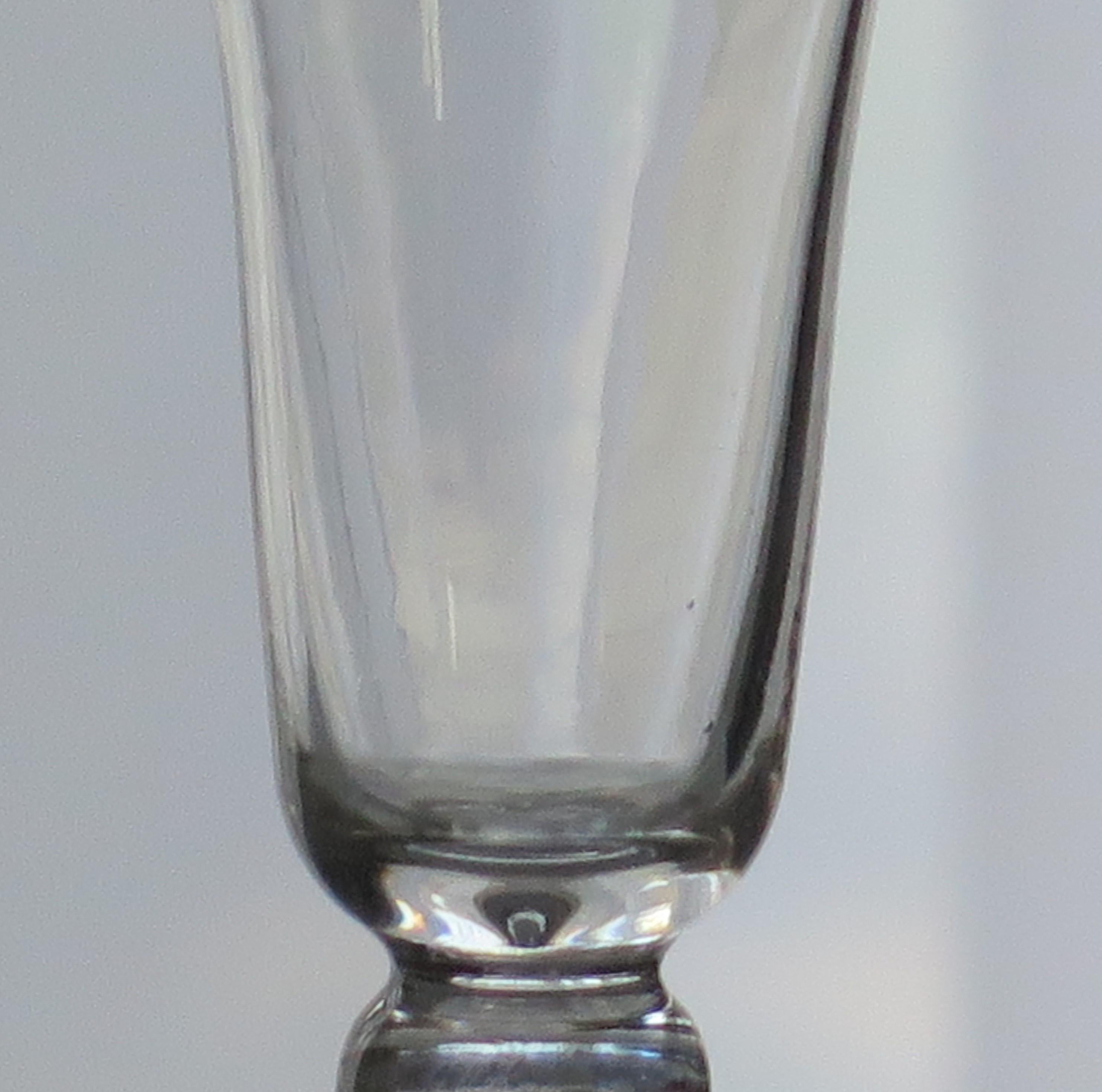 Georgianisches Jelly-Glas des 18. Jahrhunderts mit Glockenschalen-Kissen, mundgeblasen, um 1780 (Handgefertigt) im Angebot