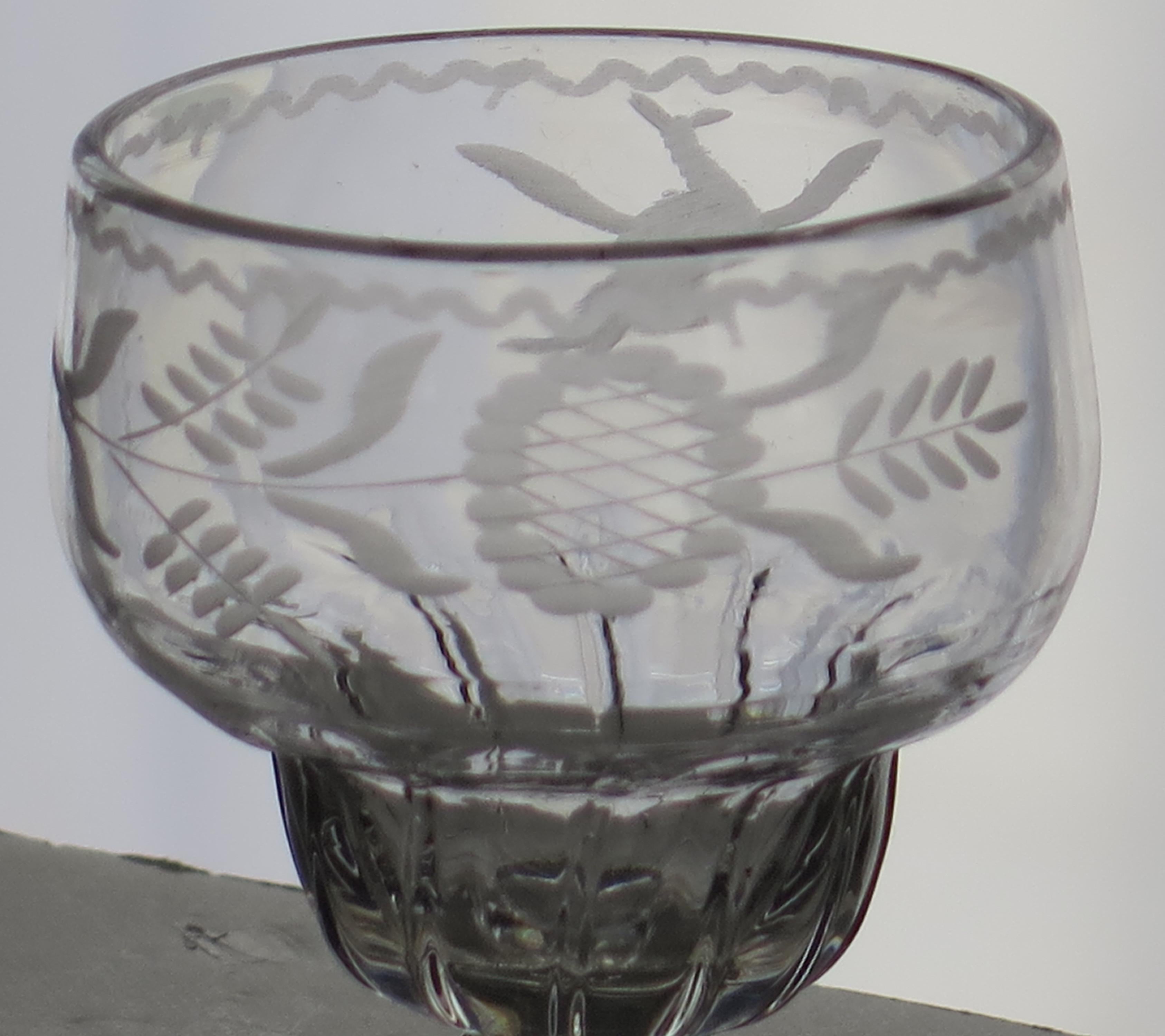 George III 18thC Georgian Monteith or Bonnet Glass Hand Blown & Engraved Bowl, circa 1750 For Sale