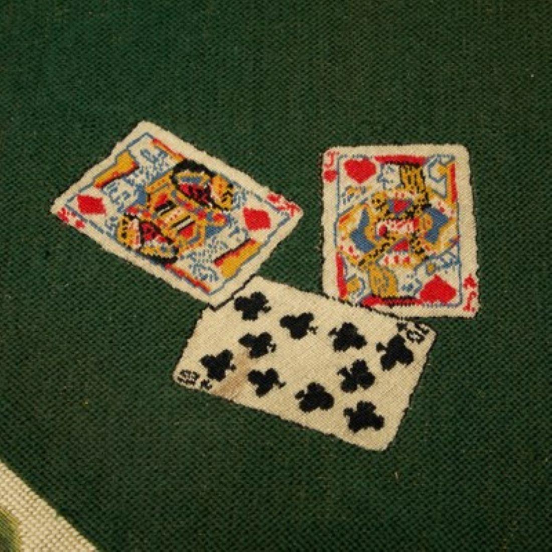 18thC Gilt and Black Japanned Games Table with Needlepoint Lining and provenance In Good Condition For Sale In Houston, TX