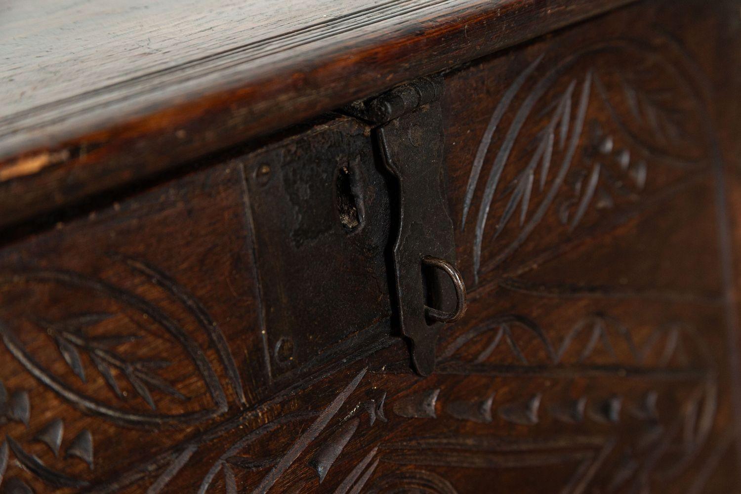 18thC Irish Oak Bible Box Coffer Stool For Sale 6