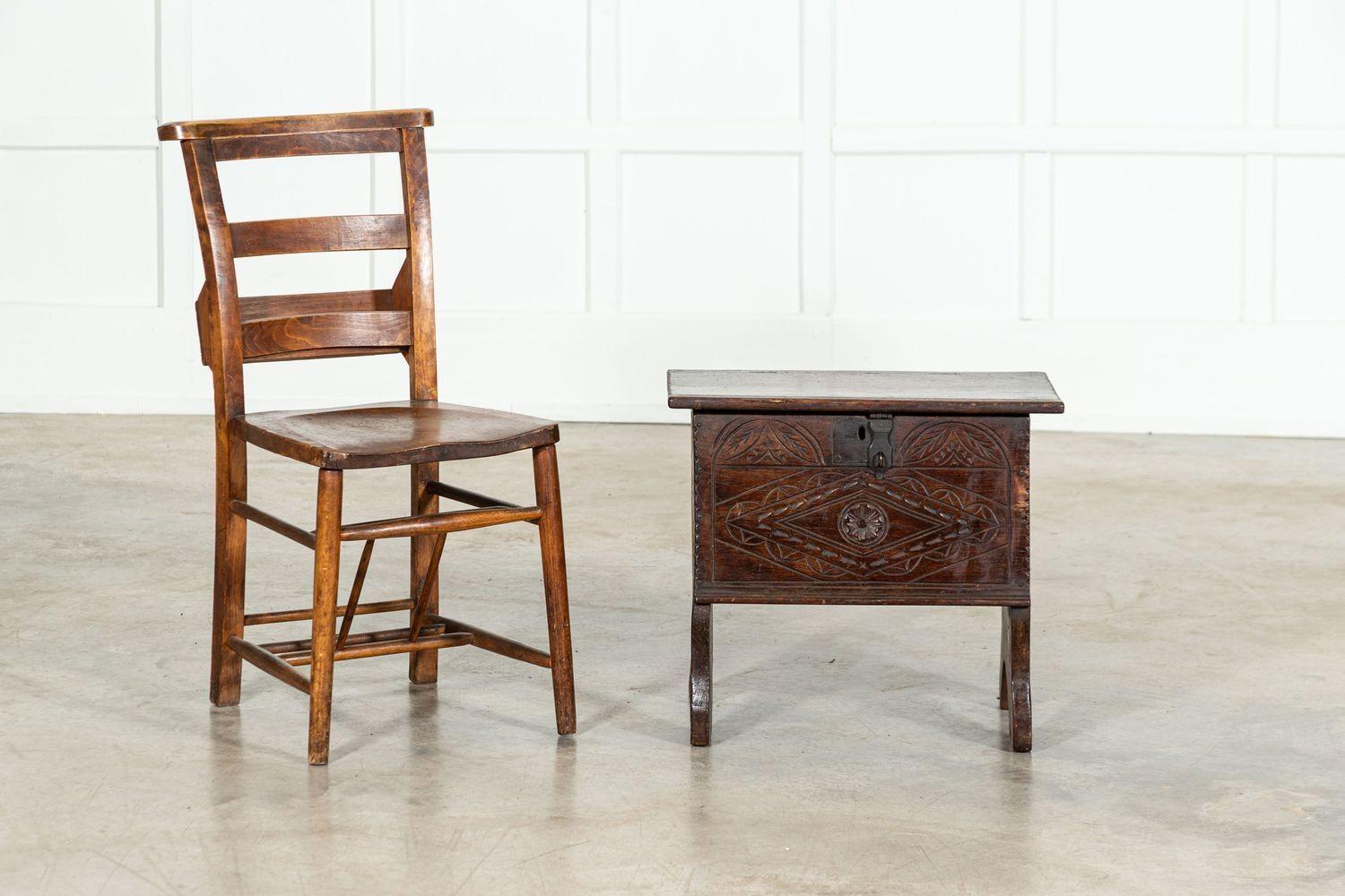 18thC Irish Oak Bible Box Coffer Stool In Good Condition For Sale In Staffordshire, GB