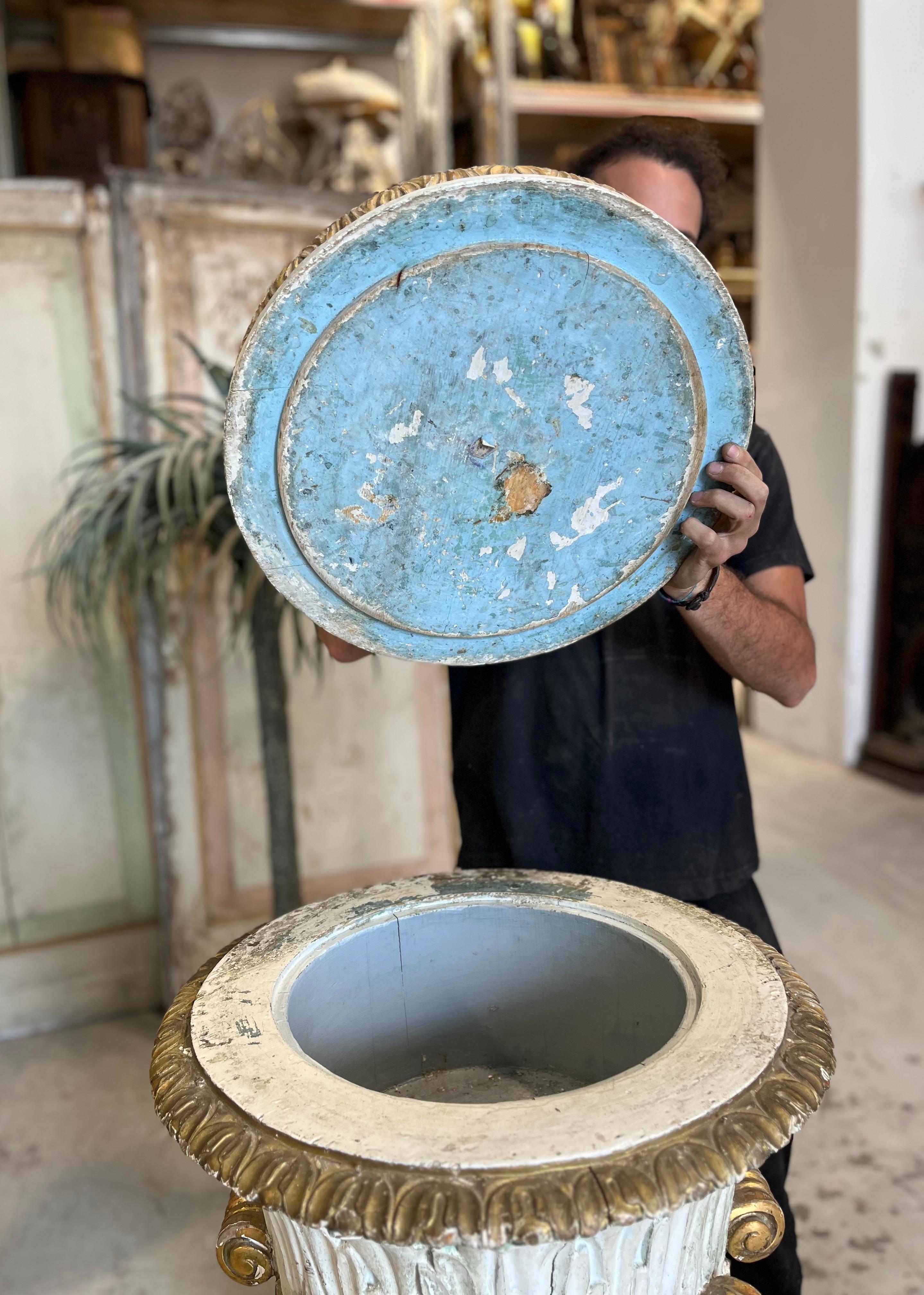 18th Century fonts baptismaux italiens du XVIIIe siècle en vente
