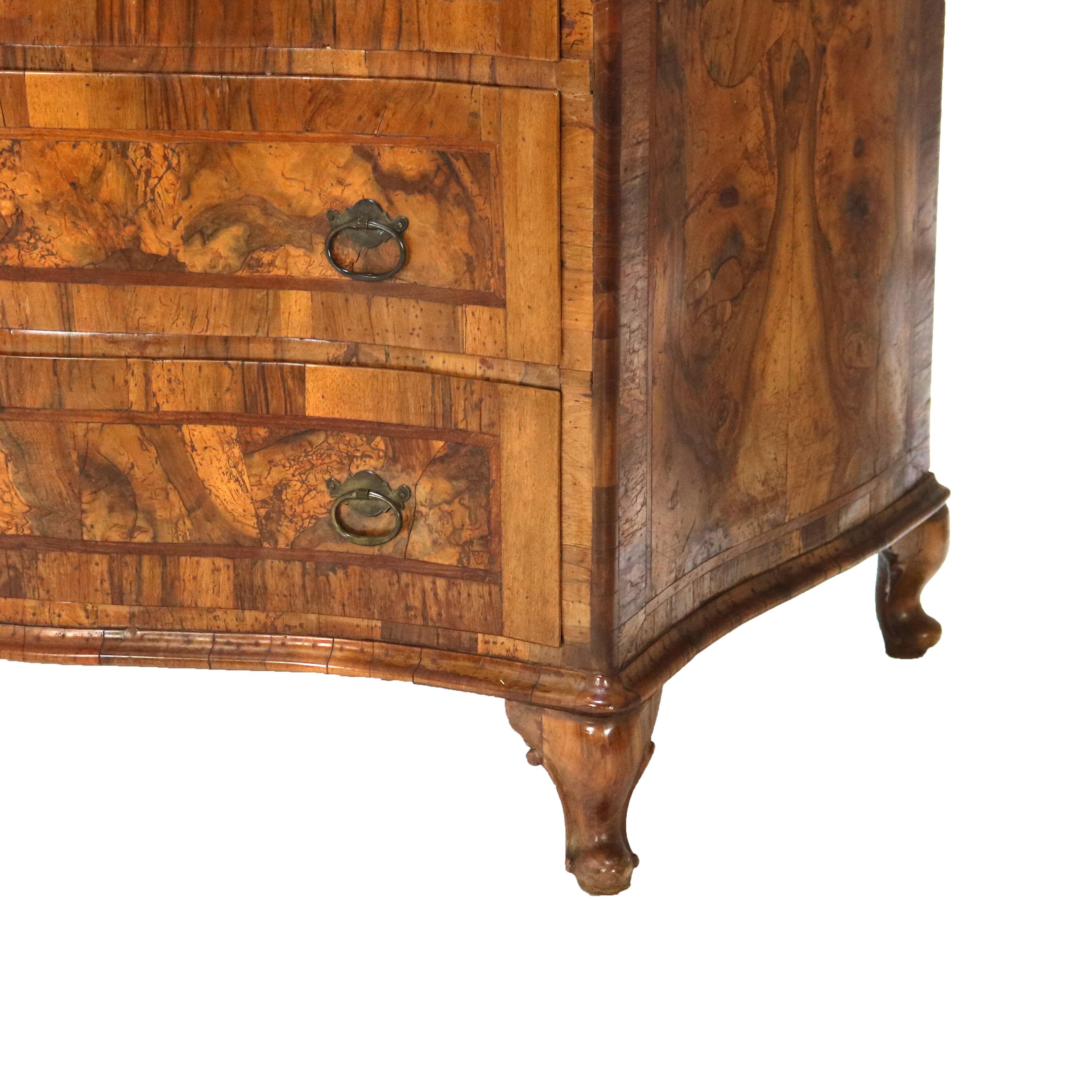 Scrivania in legno d'olivo, palissandro e radica del 18° secolo, c1770 In condizioni buone in vendita a Big Flats, NY