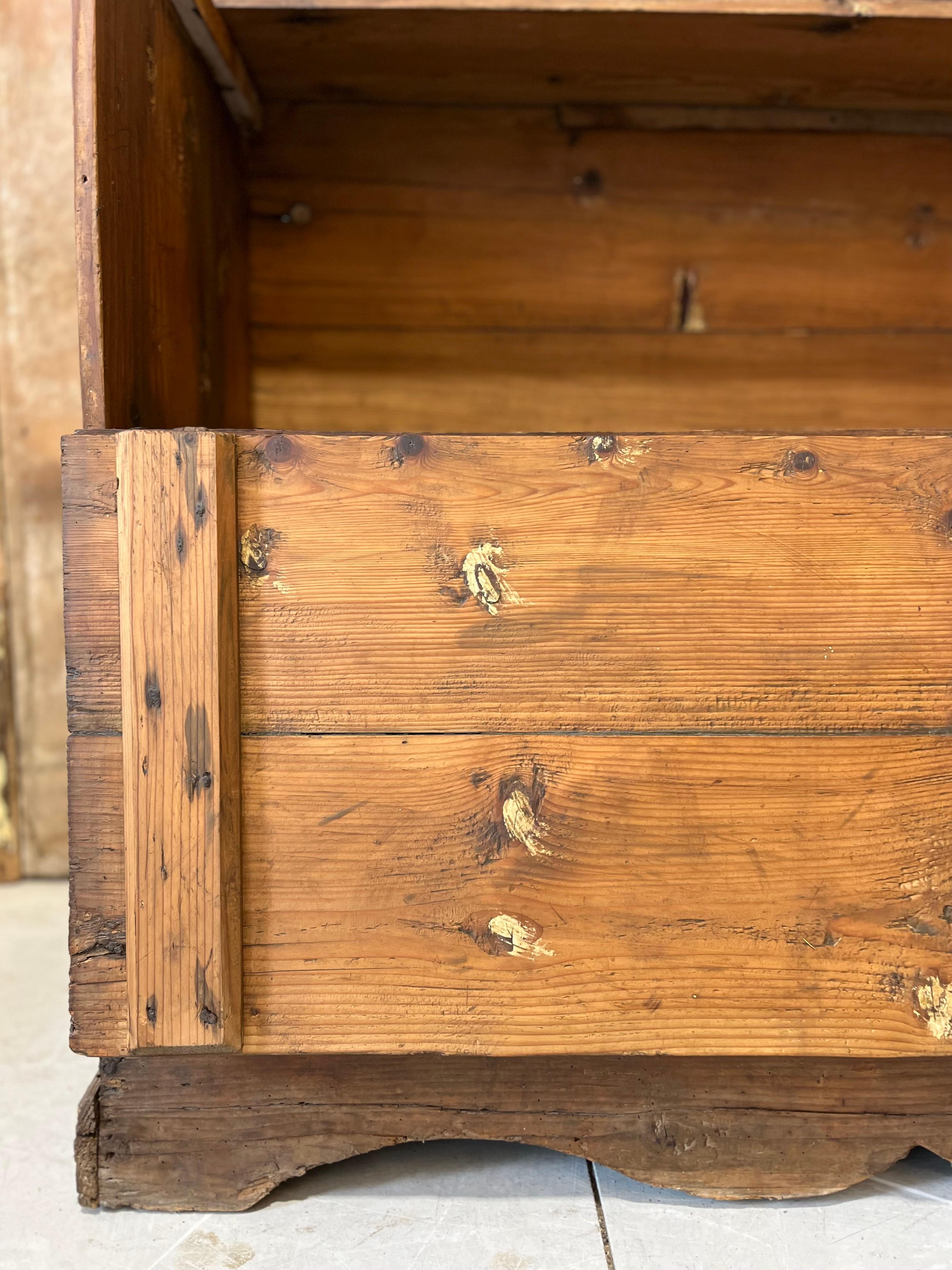 18thC Italian flour kneading-trough in vendita 8
