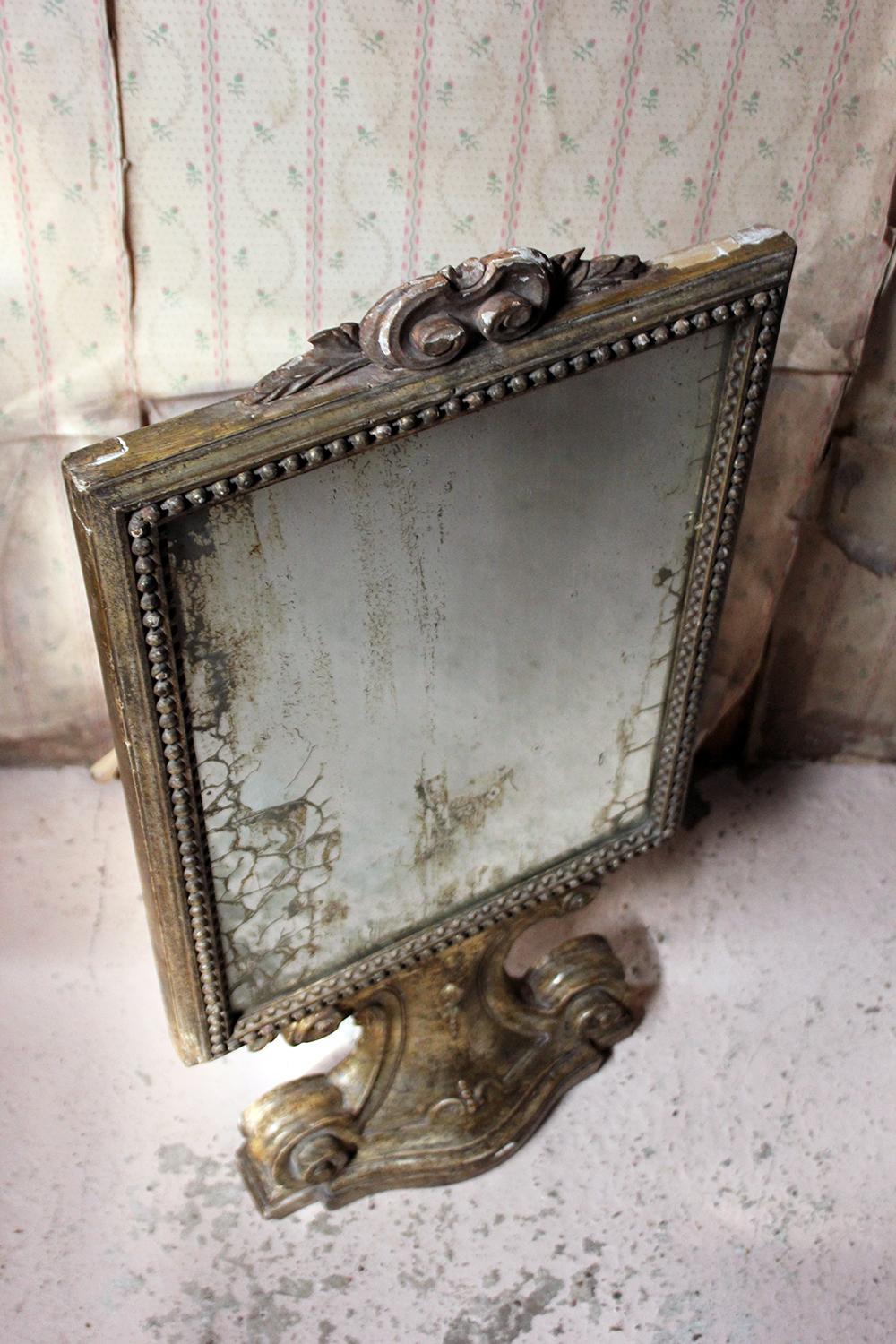 18th Century Italian Gilded Silver Leaf and Mercury Plated Limewood Altar Mirror 5