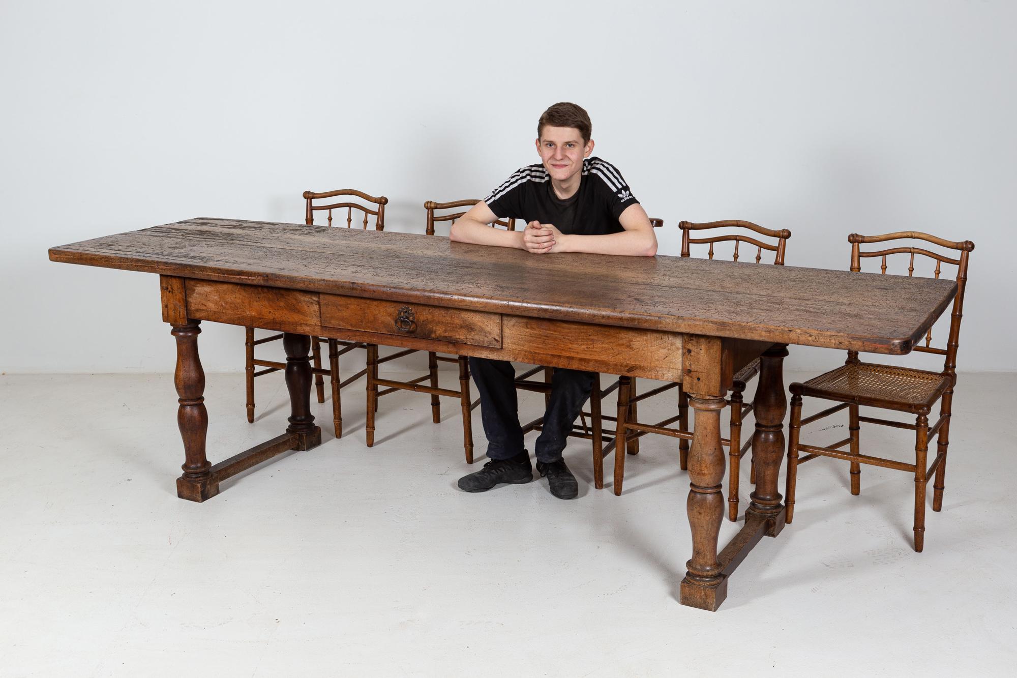 18thC Large French Walnut Drapers Table For Sale 6