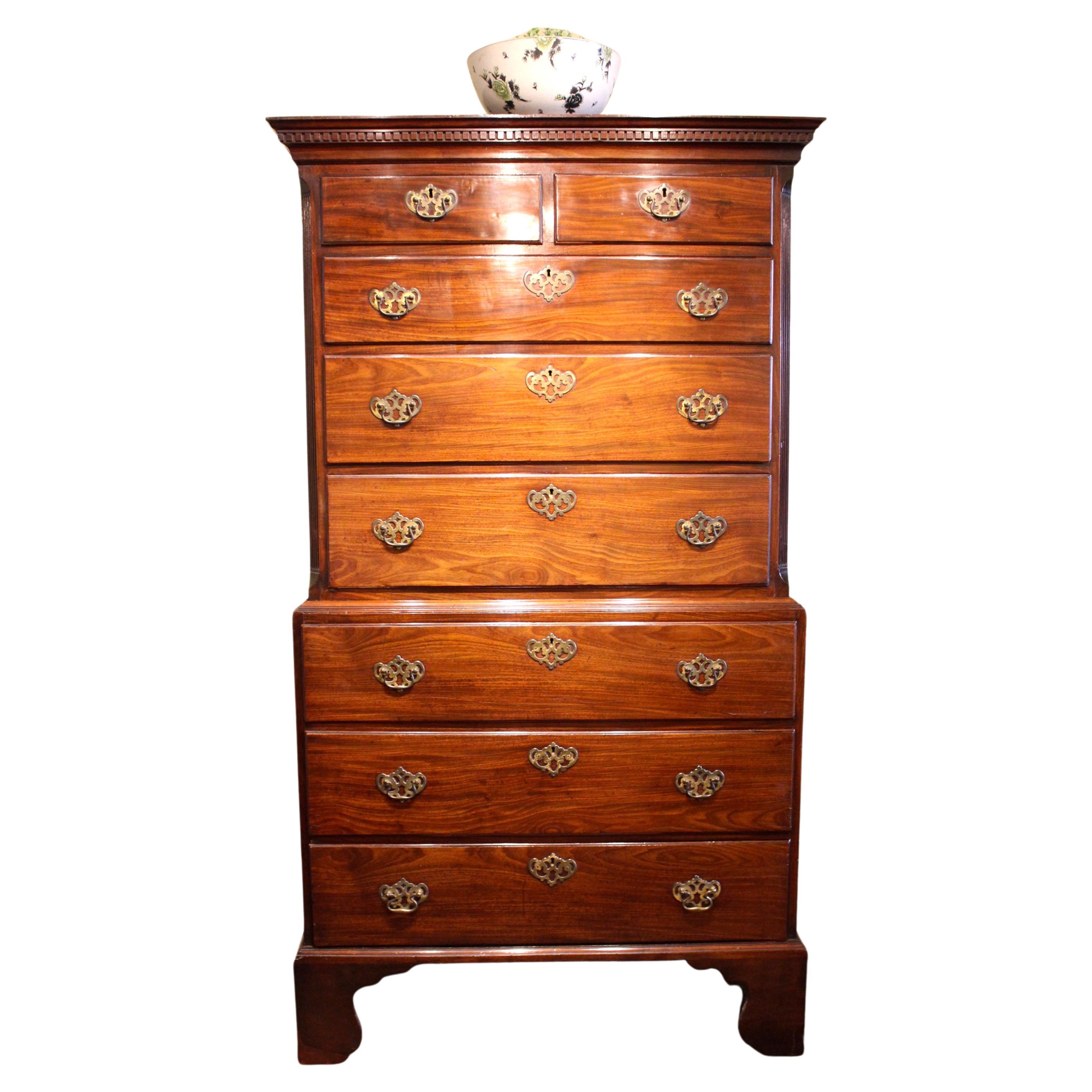 18th C. Mahogany Chest on Chest For Sale