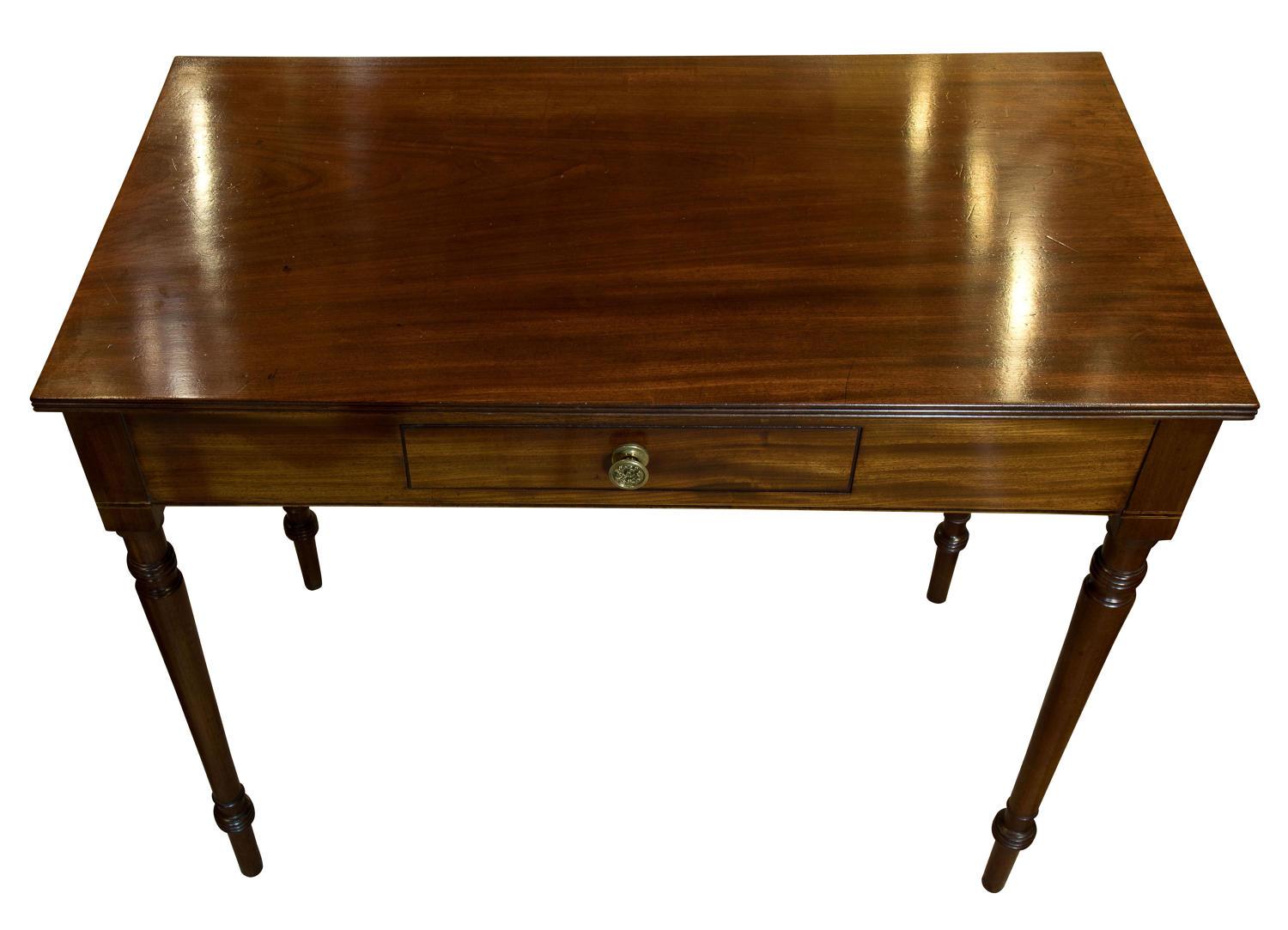 Late Victorian 18th Century Mahogany Side Table with Drawer, circa 1790 For Sale