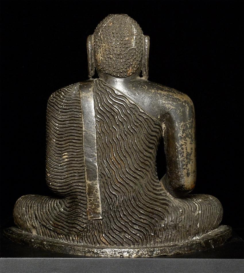 Cast 18thC or earlier very large and incredibly heavy Sri Lanka Buddha. Very Heavy! For Sale