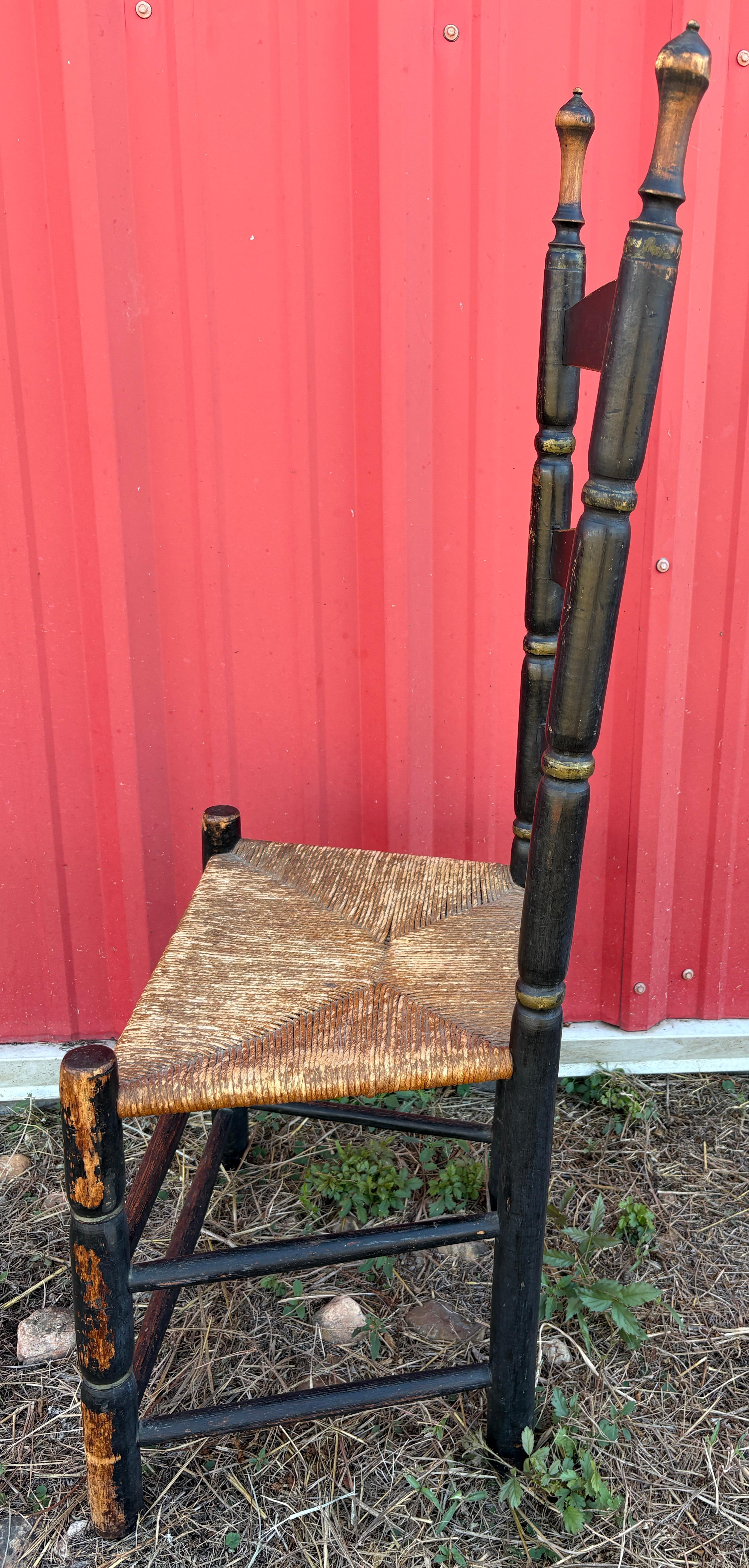18Thc Original Painted ;Ladder Back Chair (Adirondack) im Angebot