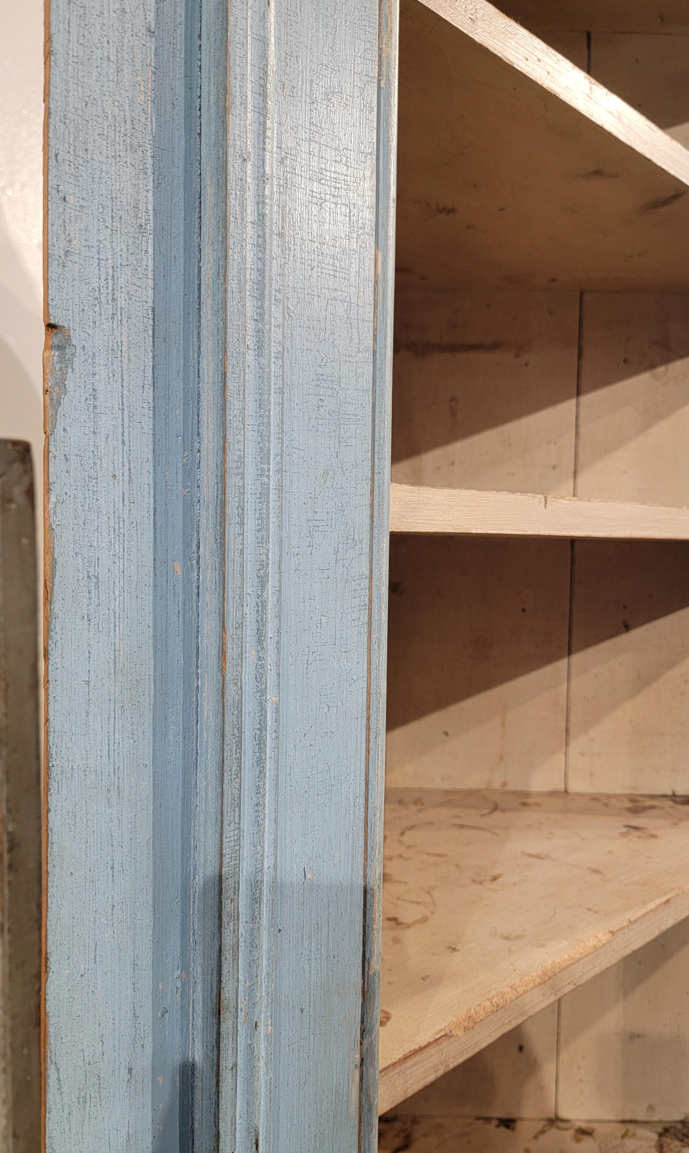 18thc Original Powder Blue Corner Cupboard In Good Condition For Sale In Los Angeles, CA