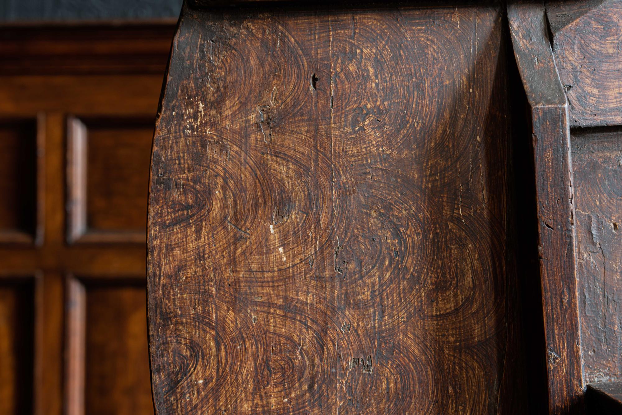 18th Century Painted Mahogany Tilt-Top Tripod Table 10