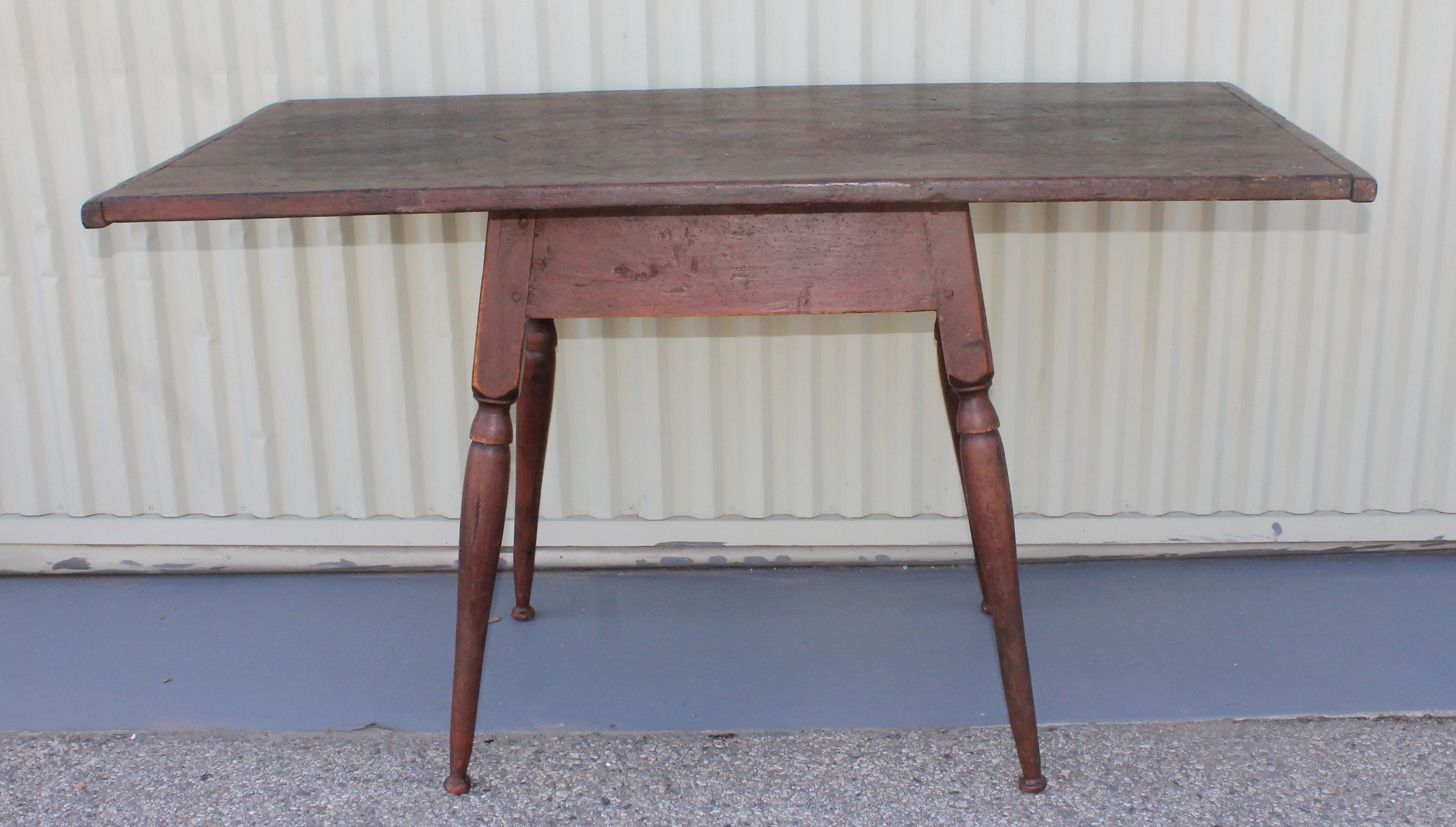 Country 18th Century Tavern Table from New England