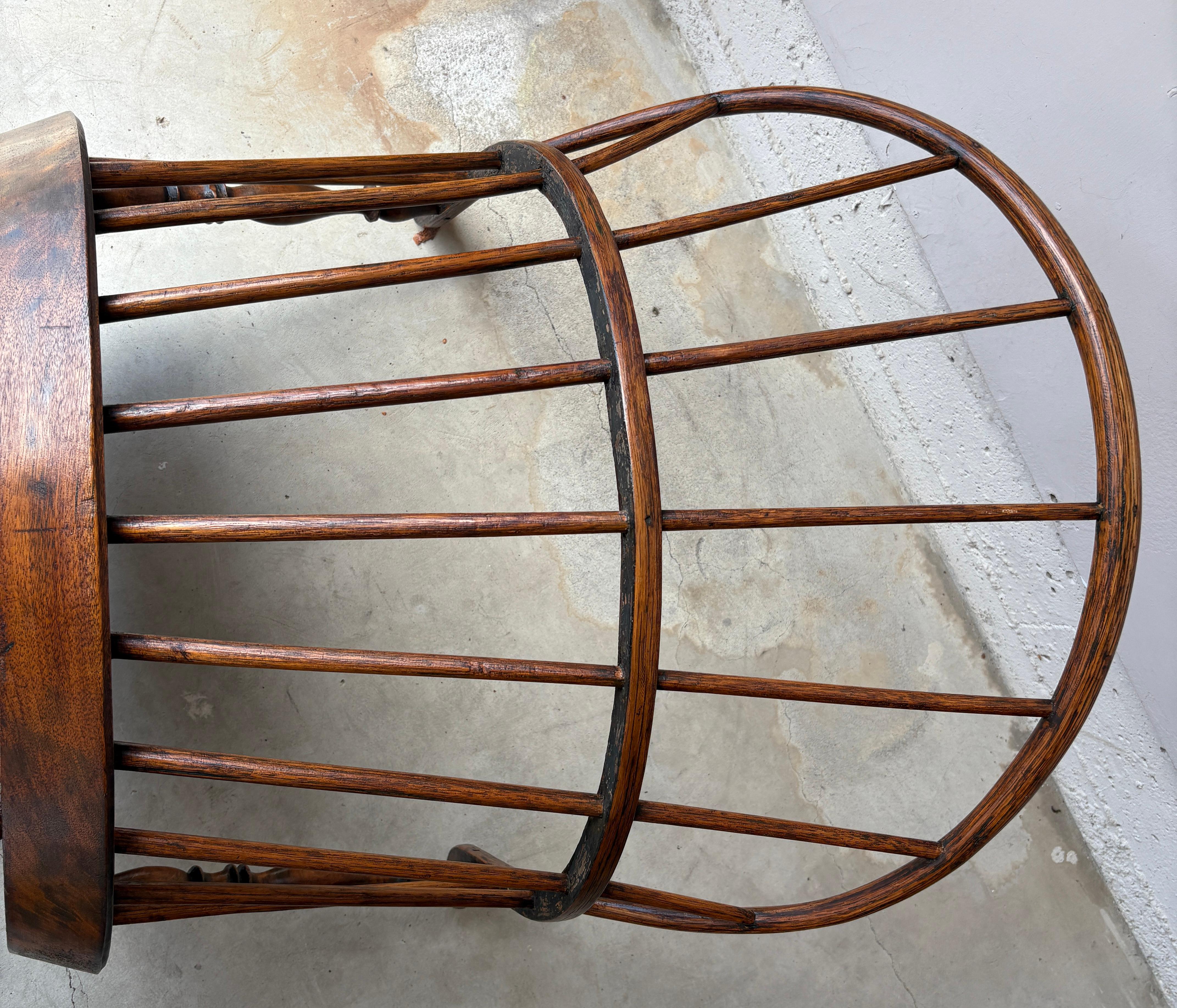 18thc Windsor  Bow Back Extended  Arm Chair For Sale 1