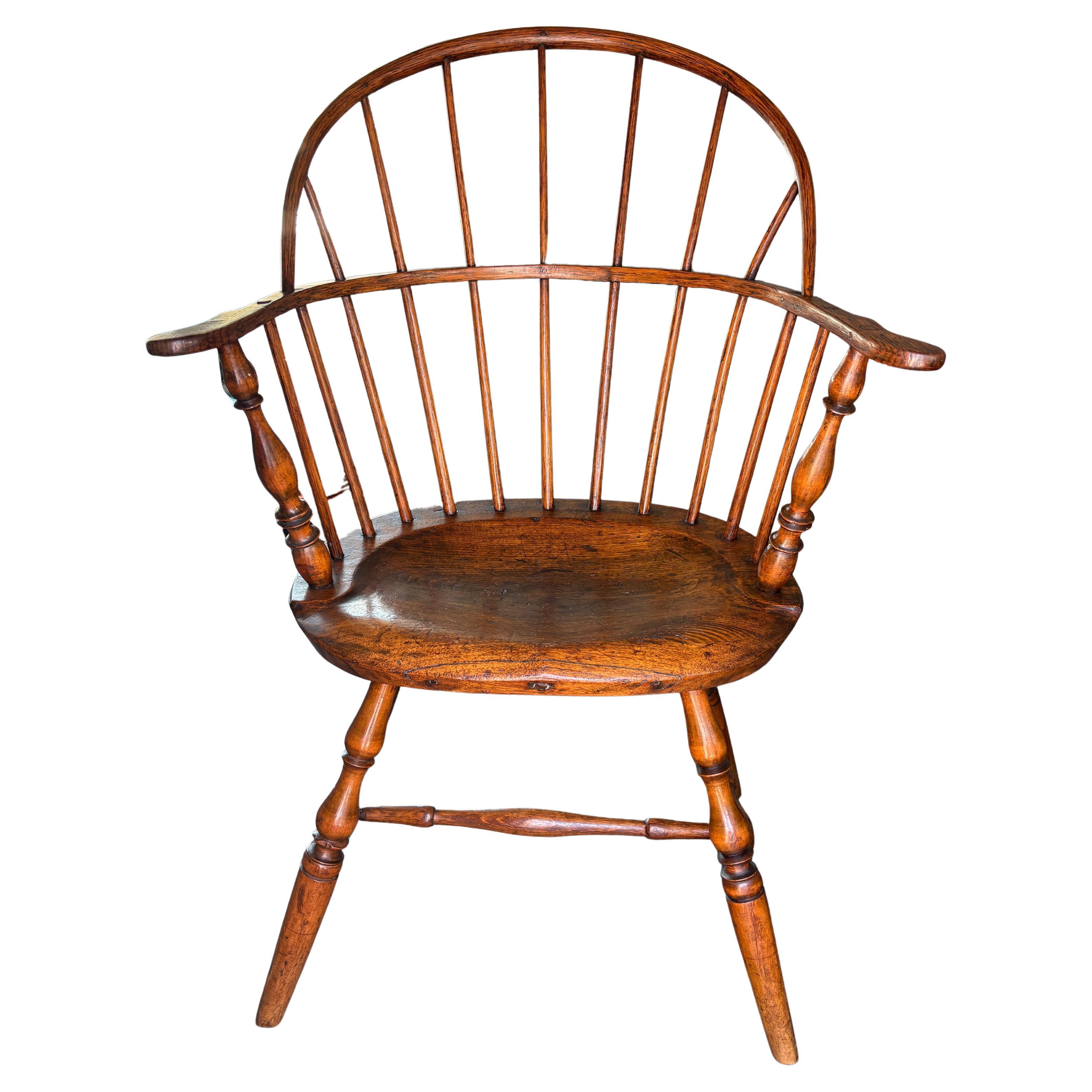 18thc Windsor  Bow Back Extended  Arm Chair For Sale