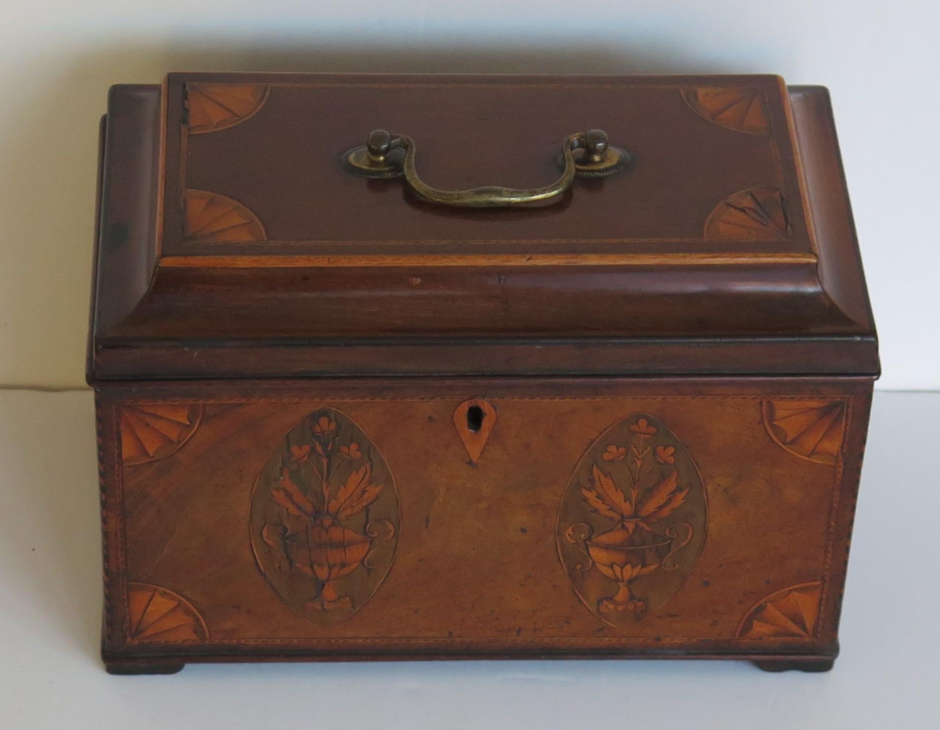 Hand-Crafted Georgian Sheraton Period Tea Caddy finely Inlaid, English circa 1780 For Sale