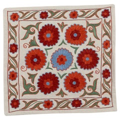 Cuscino Suzani floreale 18 "x18", copricuscino ricamato in cotone e seta