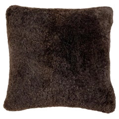 18x18 Kissen aus neuseeländischem Lammfell – Shearling-Truhe  Braun