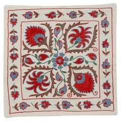 Coussin de coussin brodé en soie de 18 "x18 ", coussin de Suzani Tosss. Oreiller d'appoint ouzbek