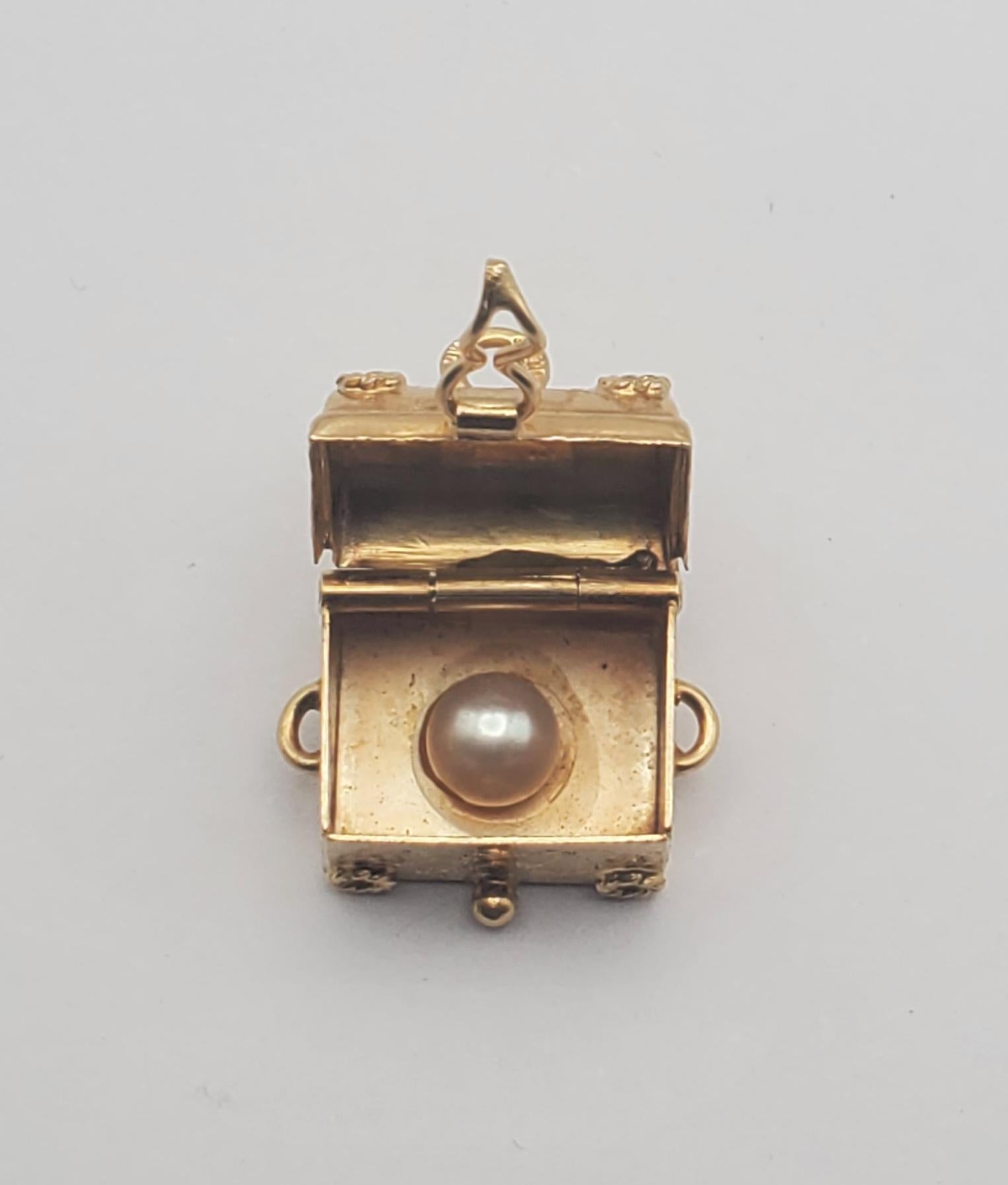 18Y Ornate Treasure Chest Charm/Pendant with Hidden Pearl Treasure For Sale 2