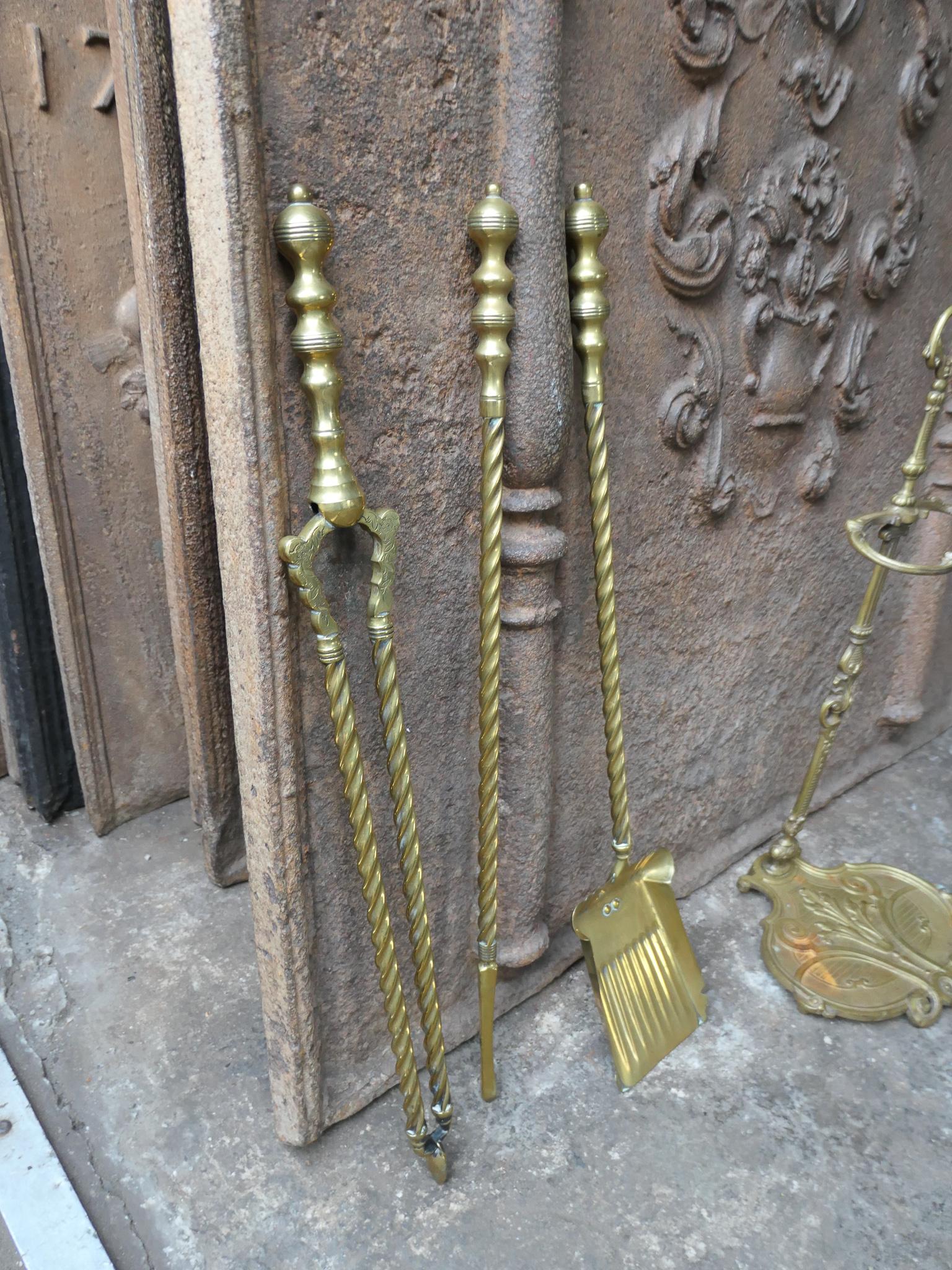 19/20th C. English Brass Victorian Style Companion Set For Sale 7