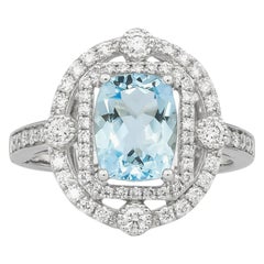 Bague en or blanc 18 carats avec aigue-marine de 1,9 carat et diamants