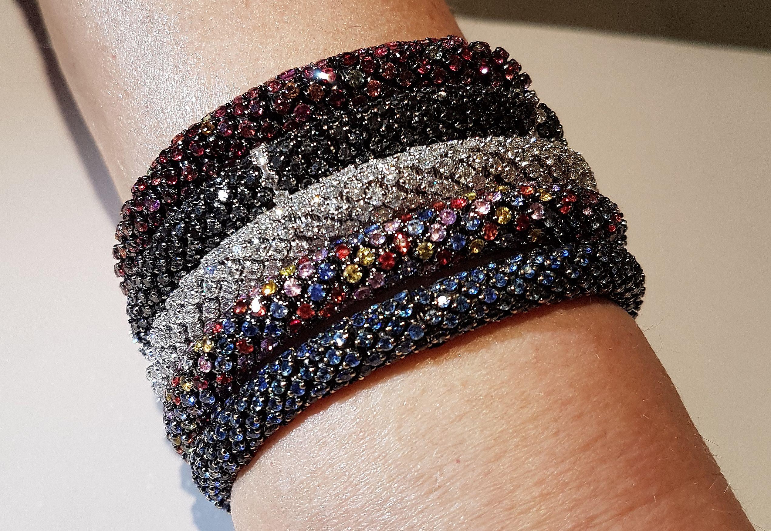 Bracciale flessibile in oro bianco con diamante nero da 19 carati in vendita 2