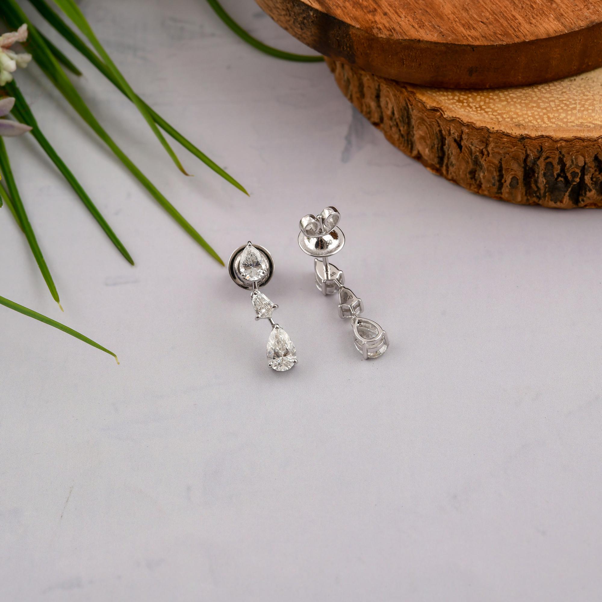Modern 1.9 Carat Brilliant Cut SI/HI Triple Diamond Drop Earrings in 18K White Gold For Sale