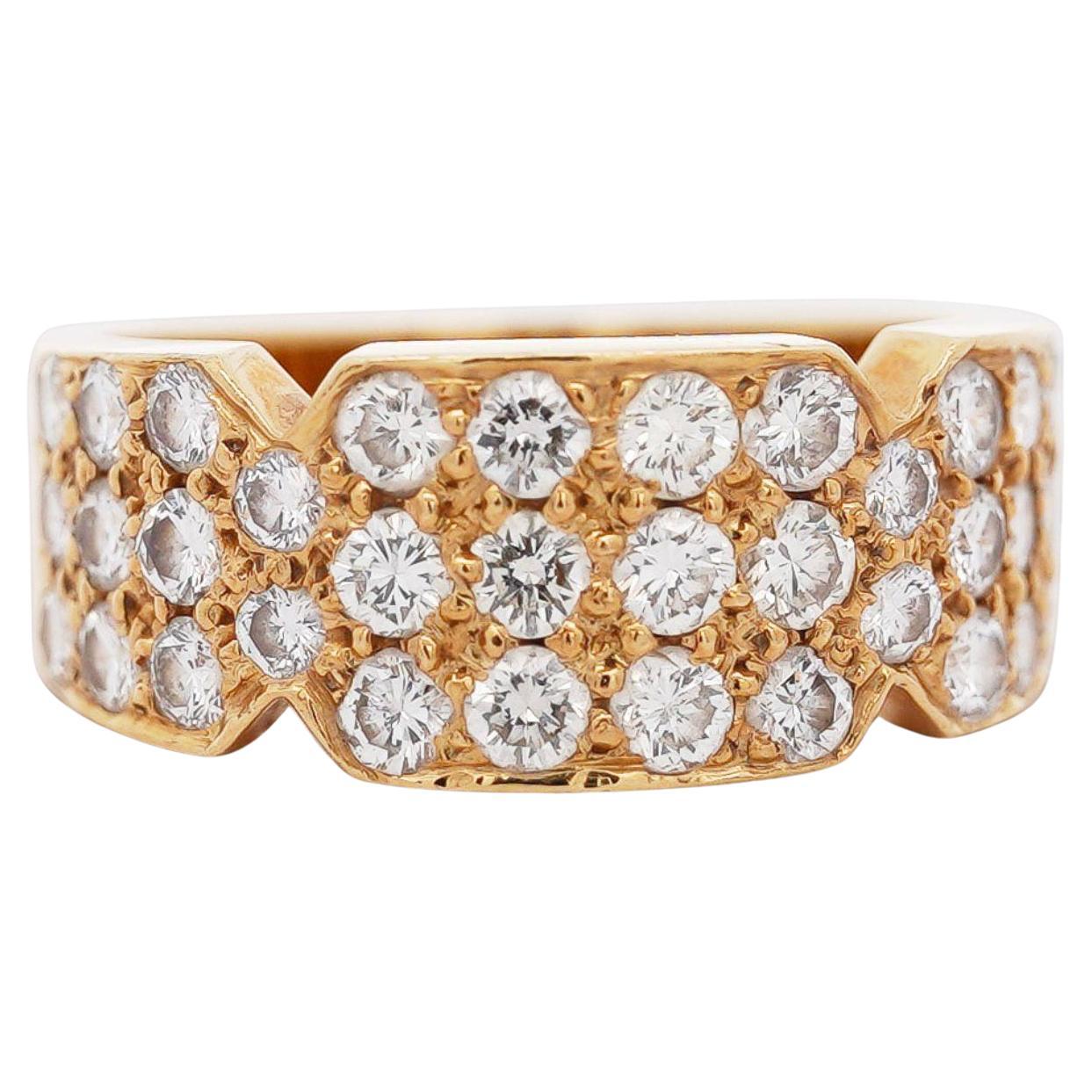 Anello a fascia curva unisex da 8,5 mm con diamante da 1,9 carati e pavé in oro 18K
