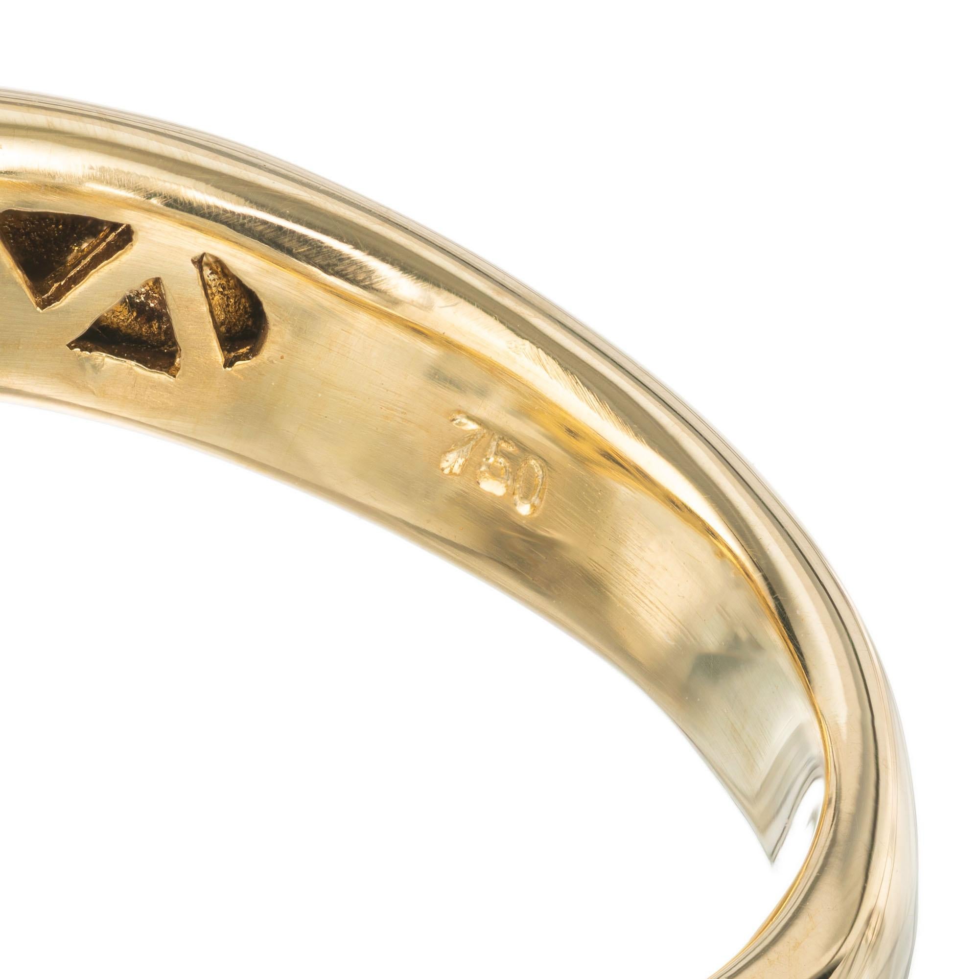 Bague de fiançailles non symétrique en or jaune avec diamants de 0,19 carat en vente 1